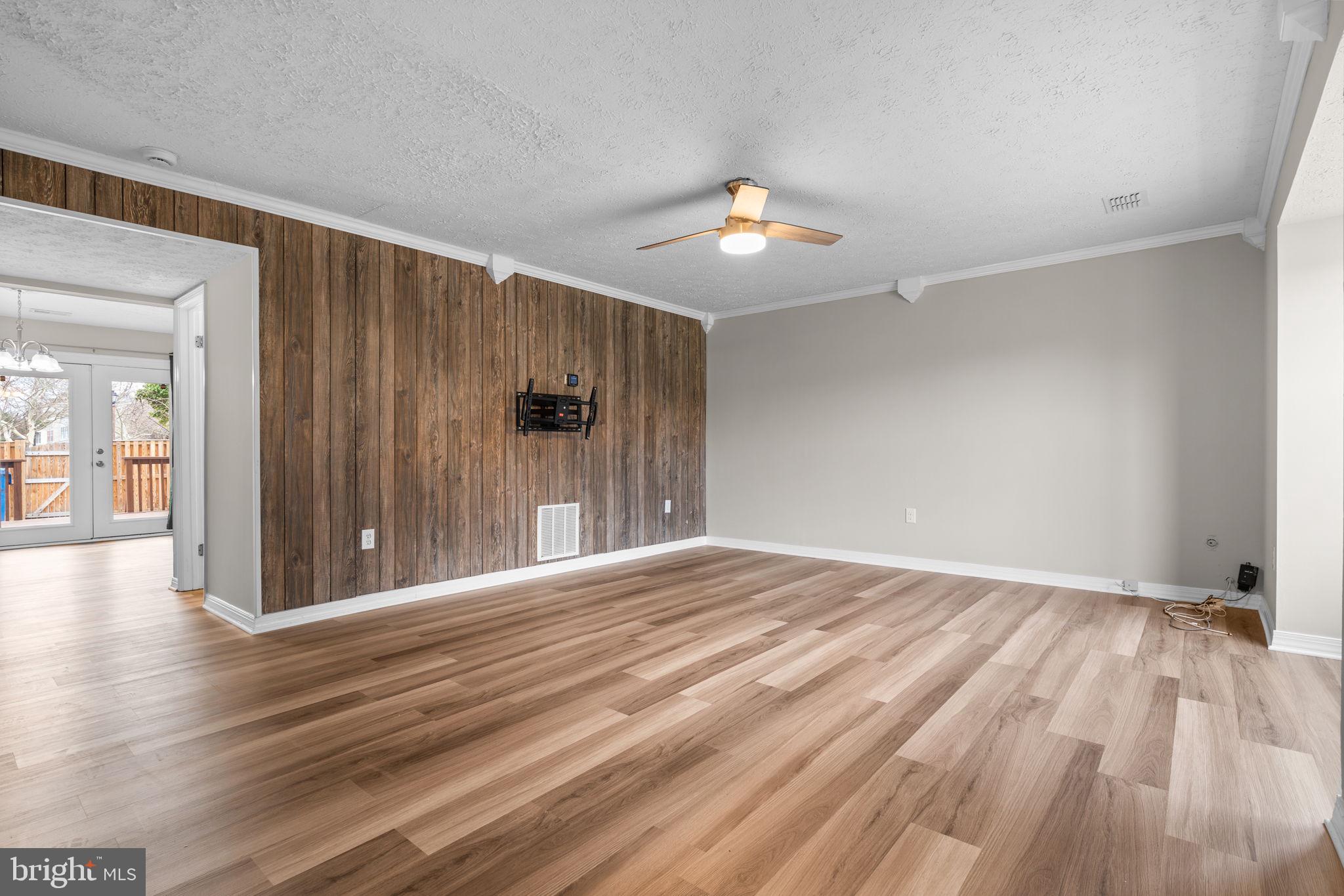 HAMPSHIRE - Residential