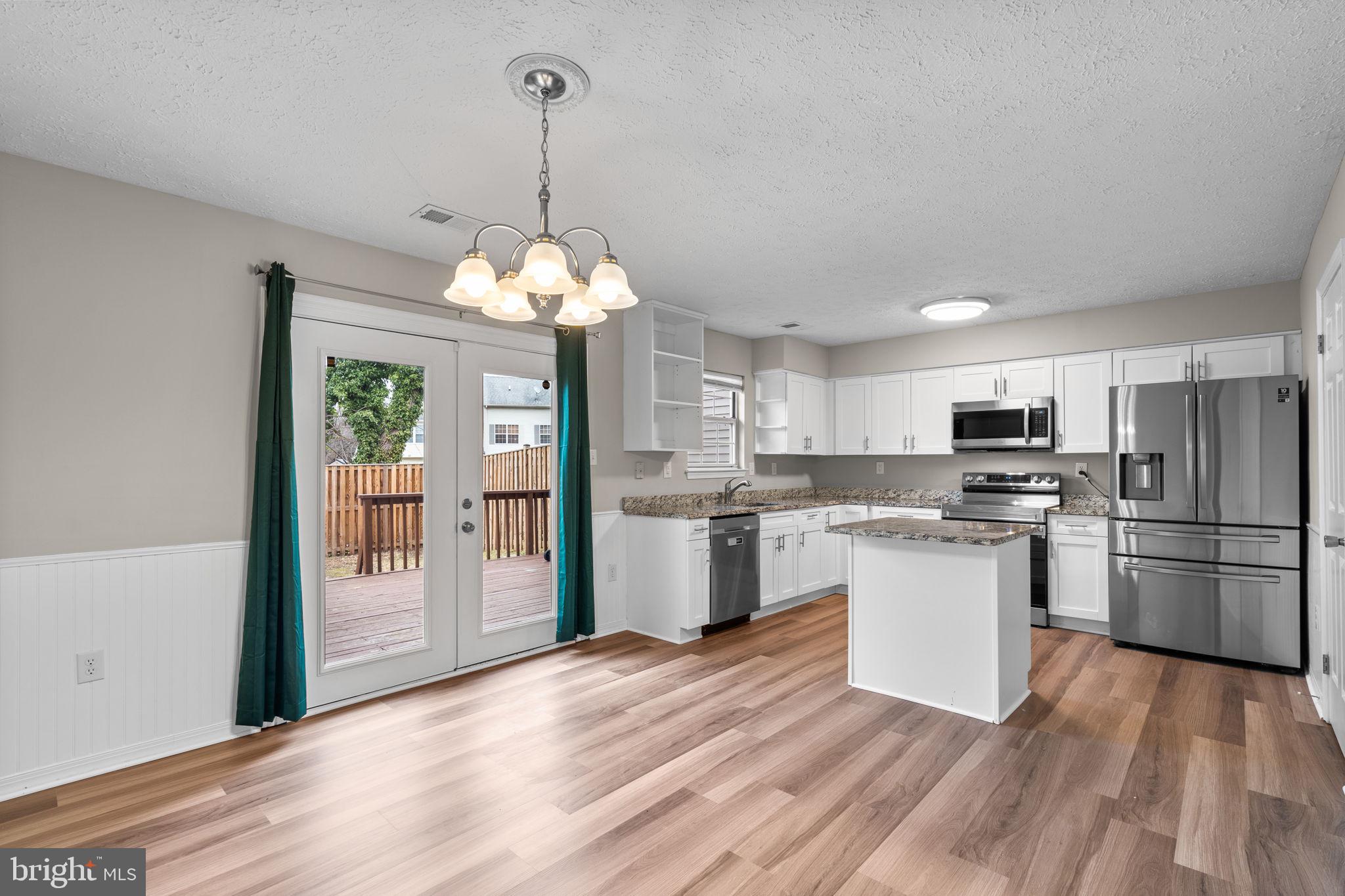 HAMPSHIRE - Residential