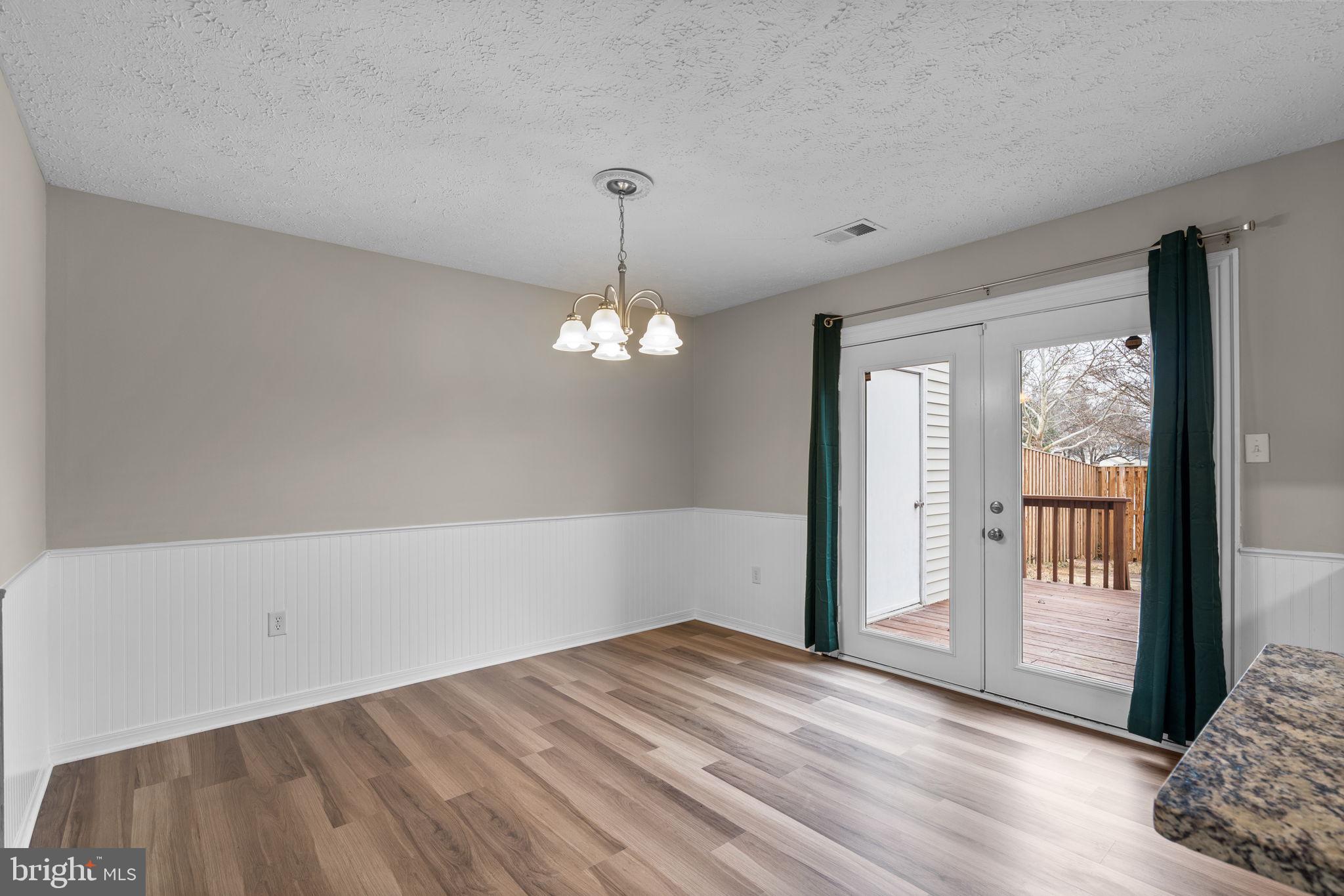 HAMPSHIRE - Residential