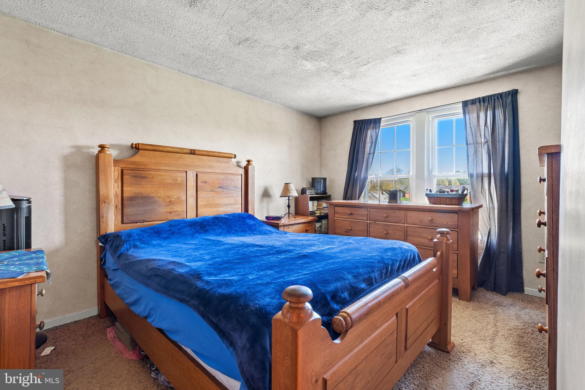 ROLLING MEADOWS - Residential