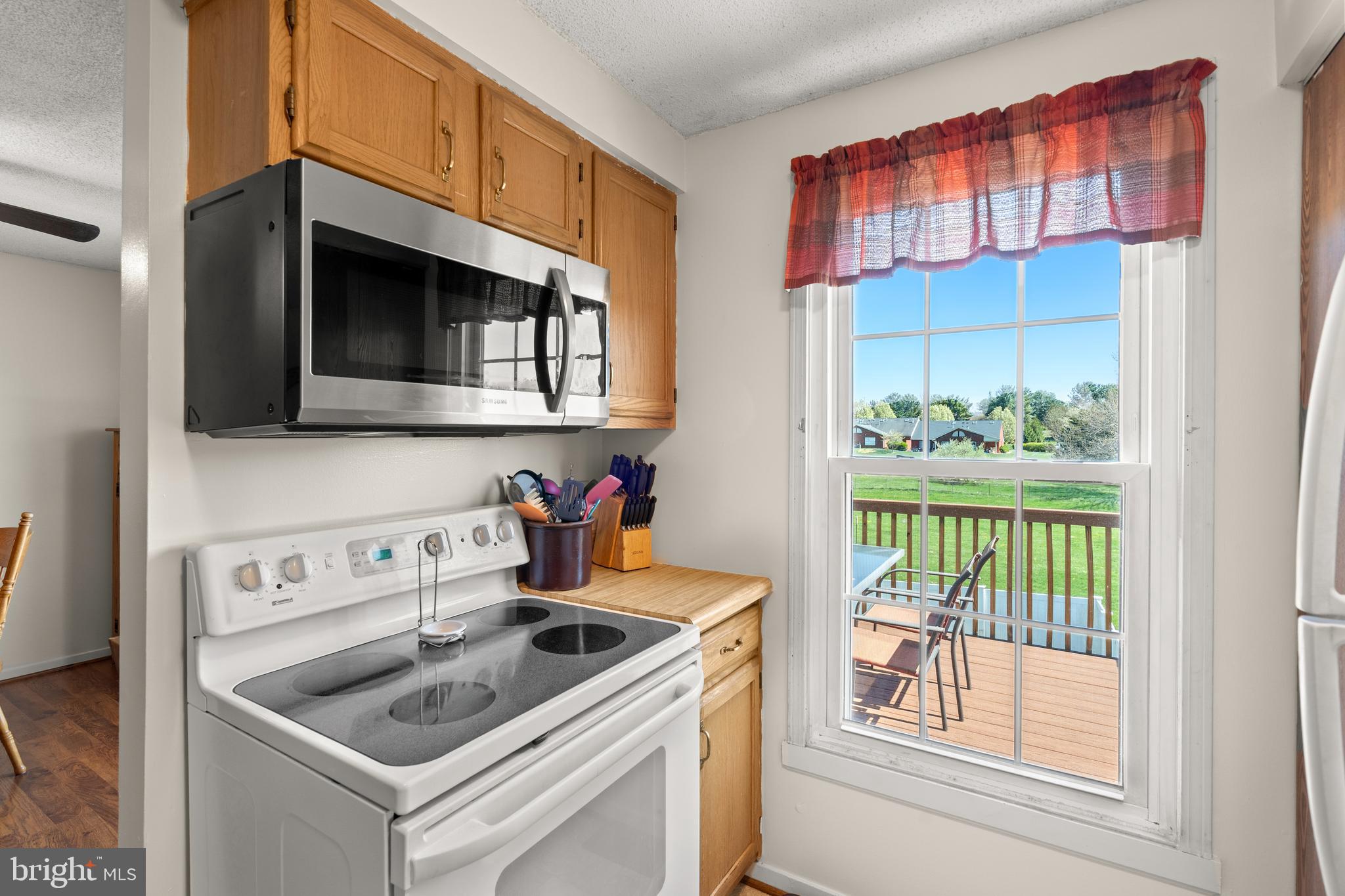 ROLLING MEADOWS - Residential