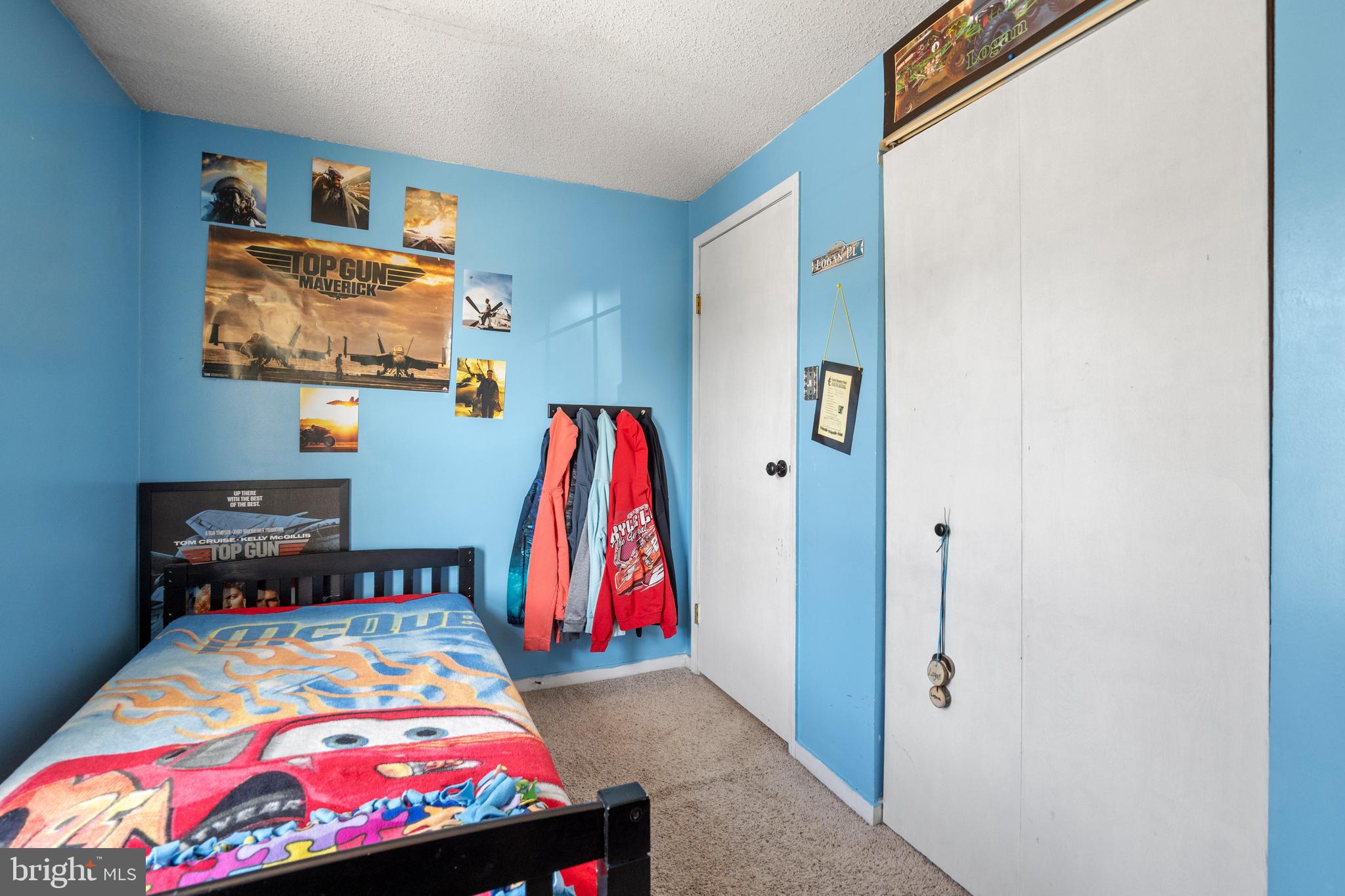 ROLLING MEADOWS - Residential