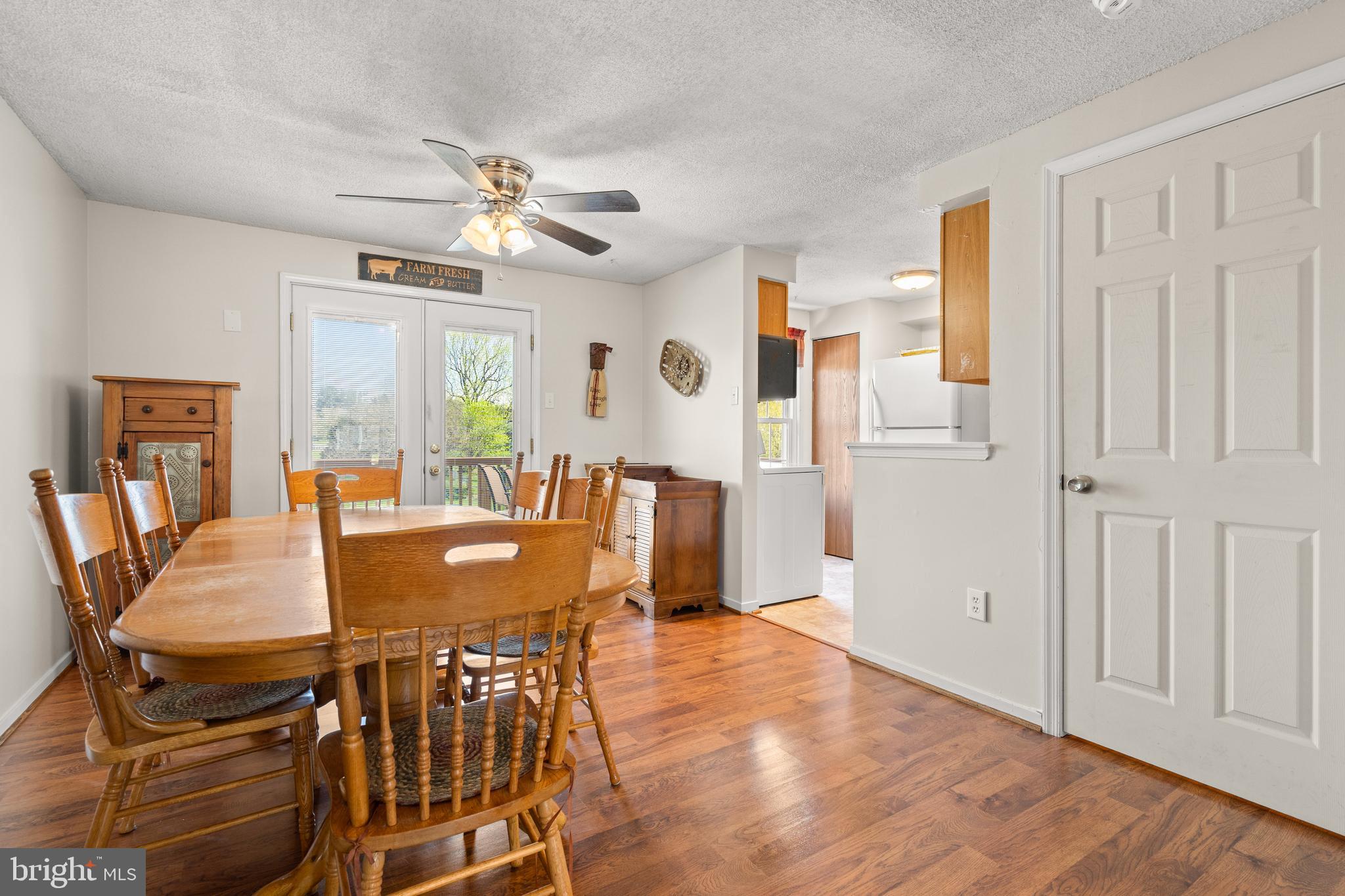 ROLLING MEADOWS - Residential