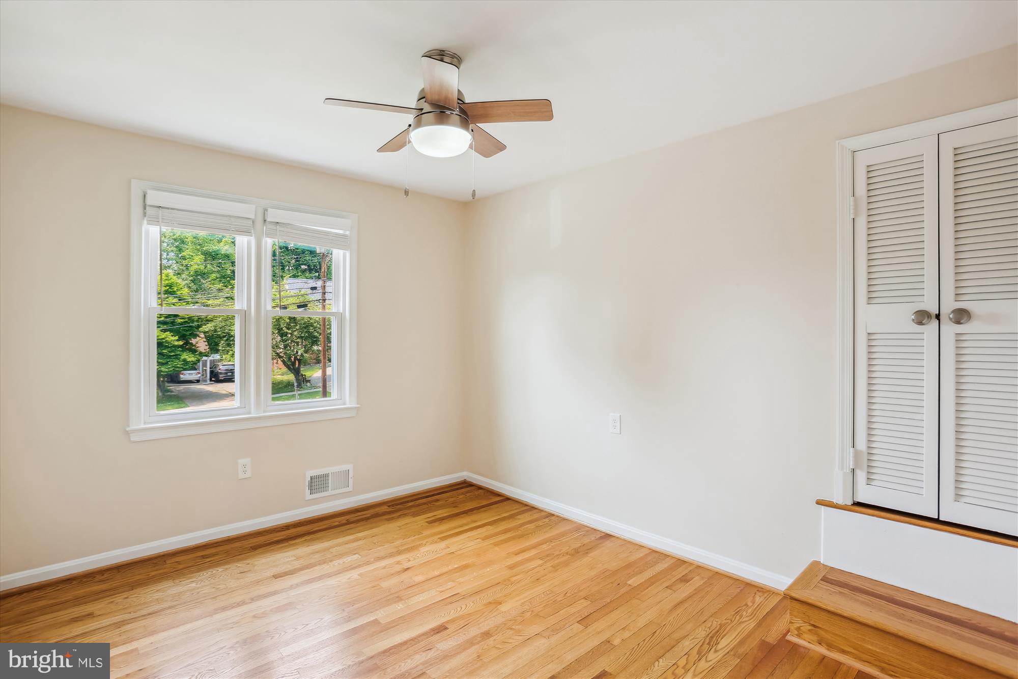 GRAYS ESTATES - Residential