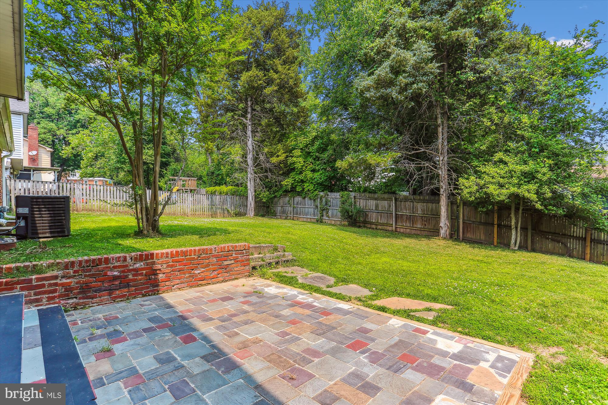 GRAYS ESTATES - Residential