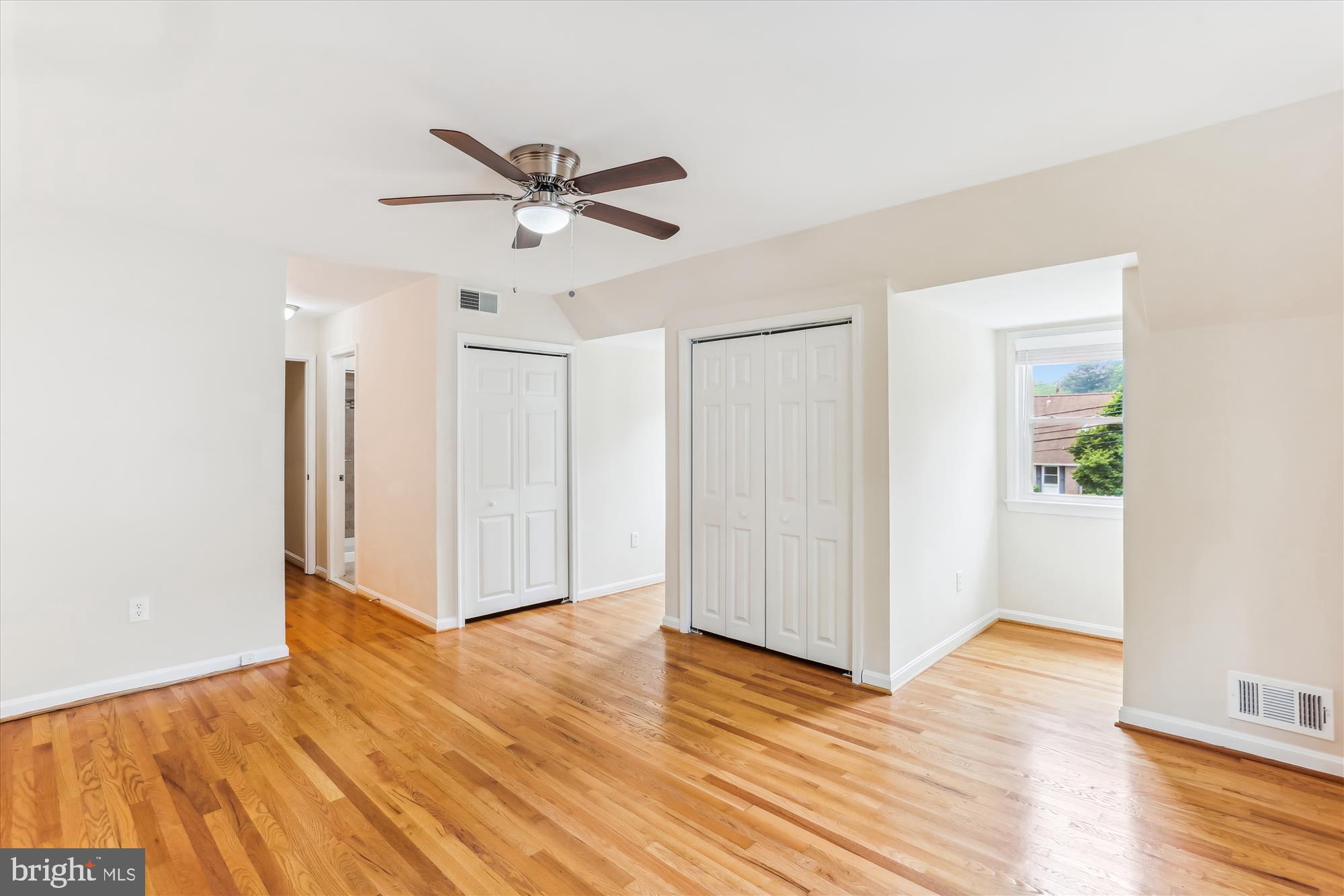 GRAYS ESTATES - Residential