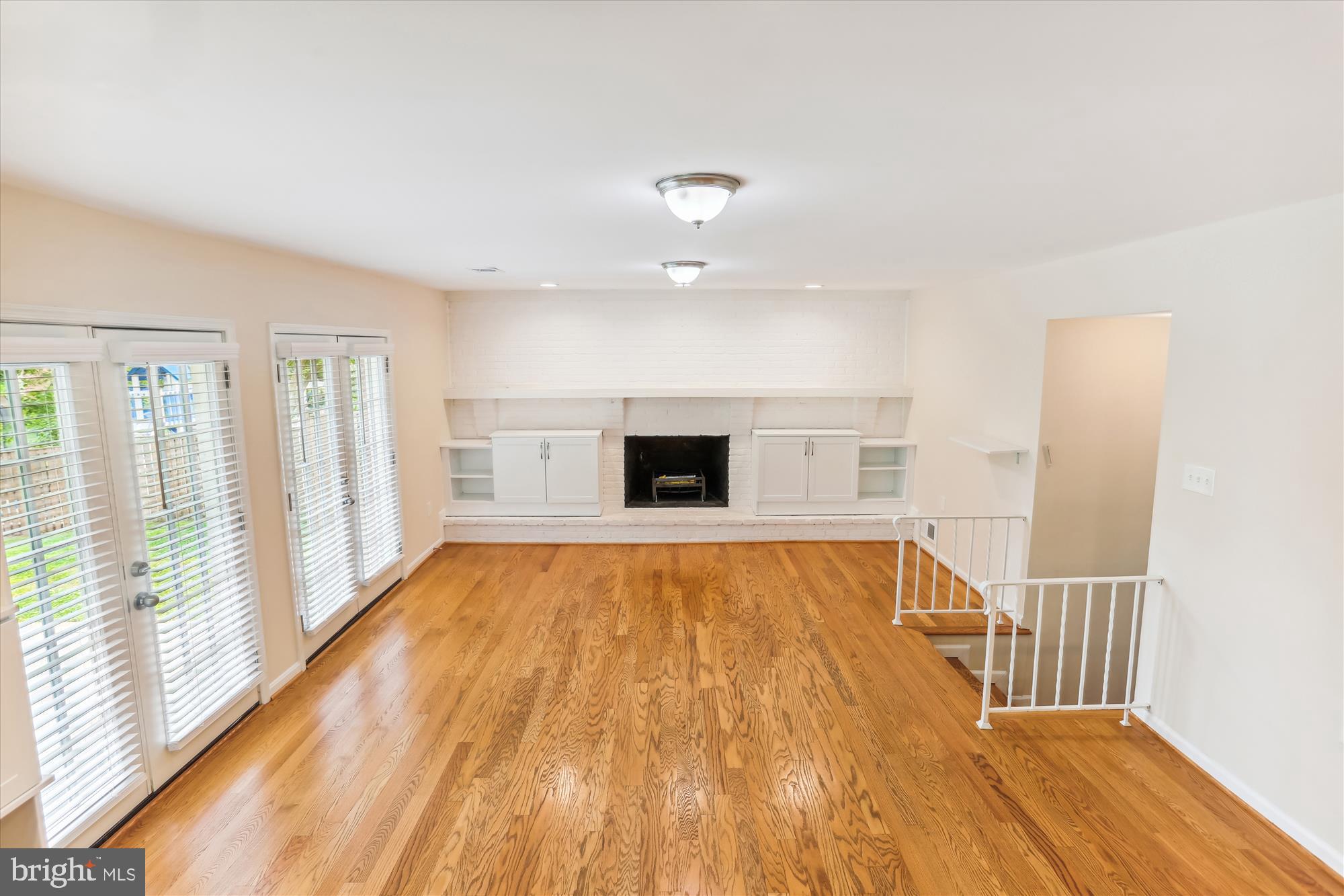 GRAYS ESTATES - Residential