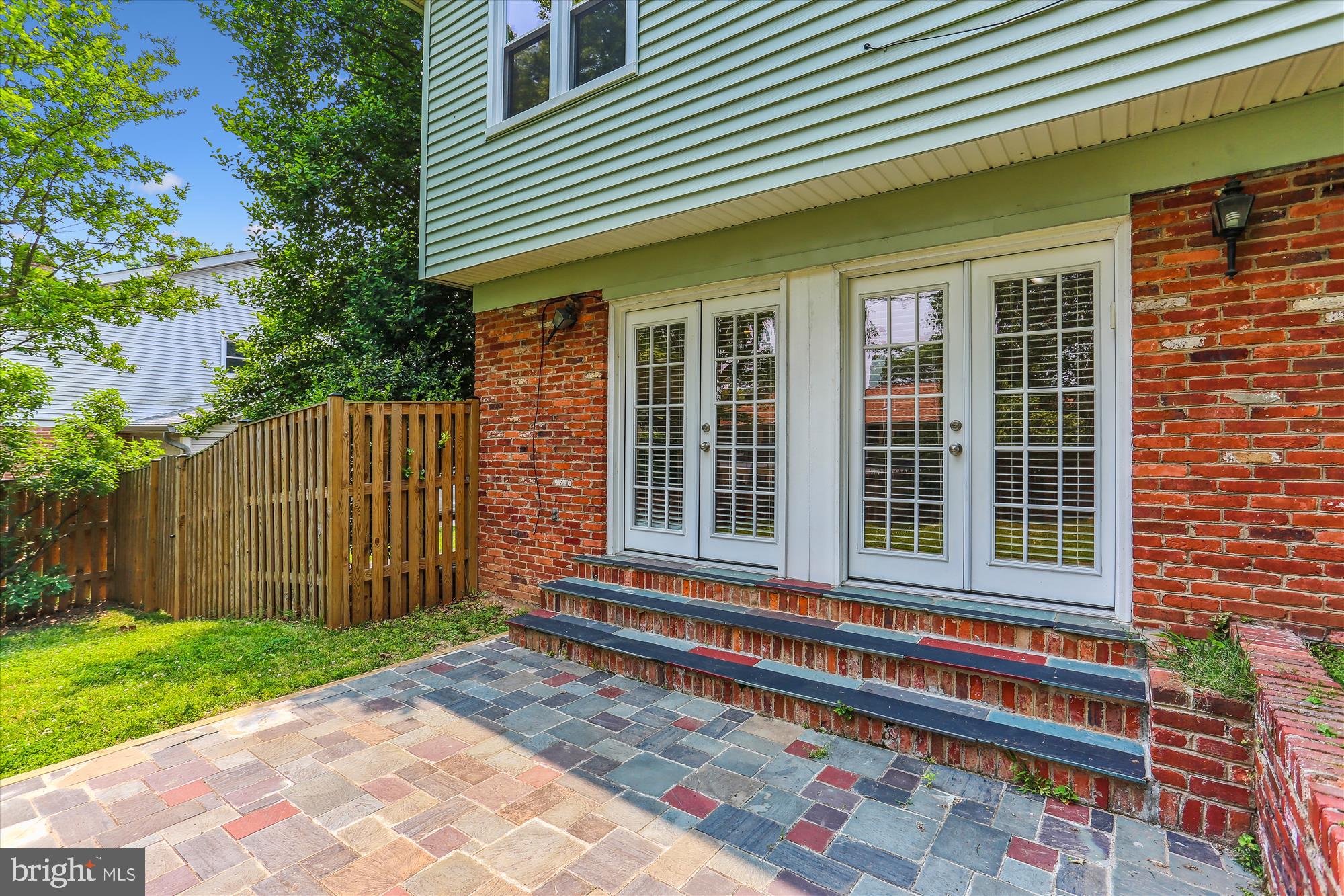 GRAYS ESTATES - Residential