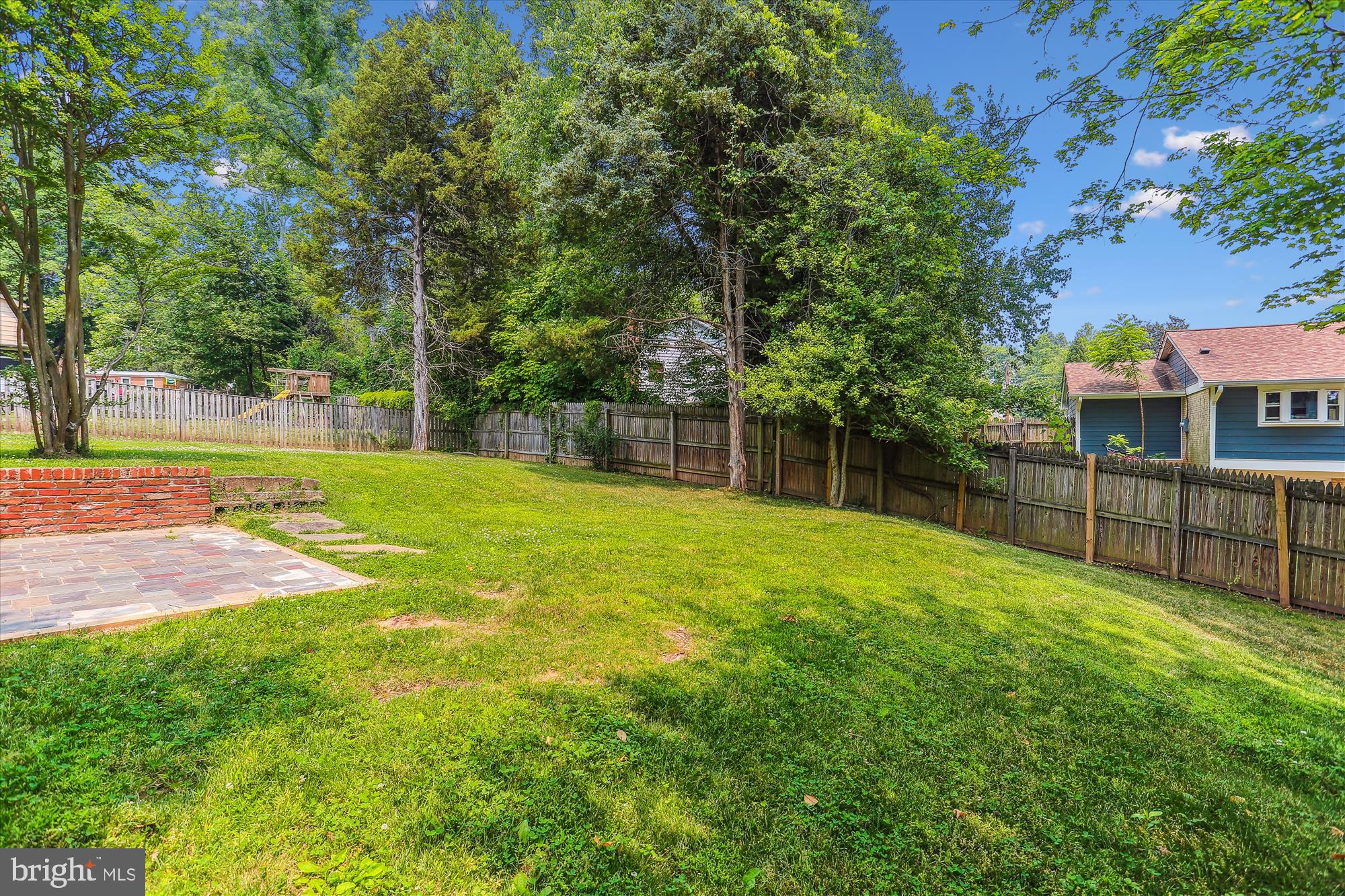 GRAYS ESTATES - Residential