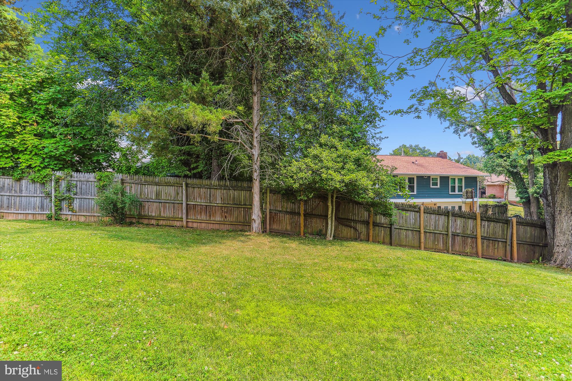 GRAYS ESTATES - Residential