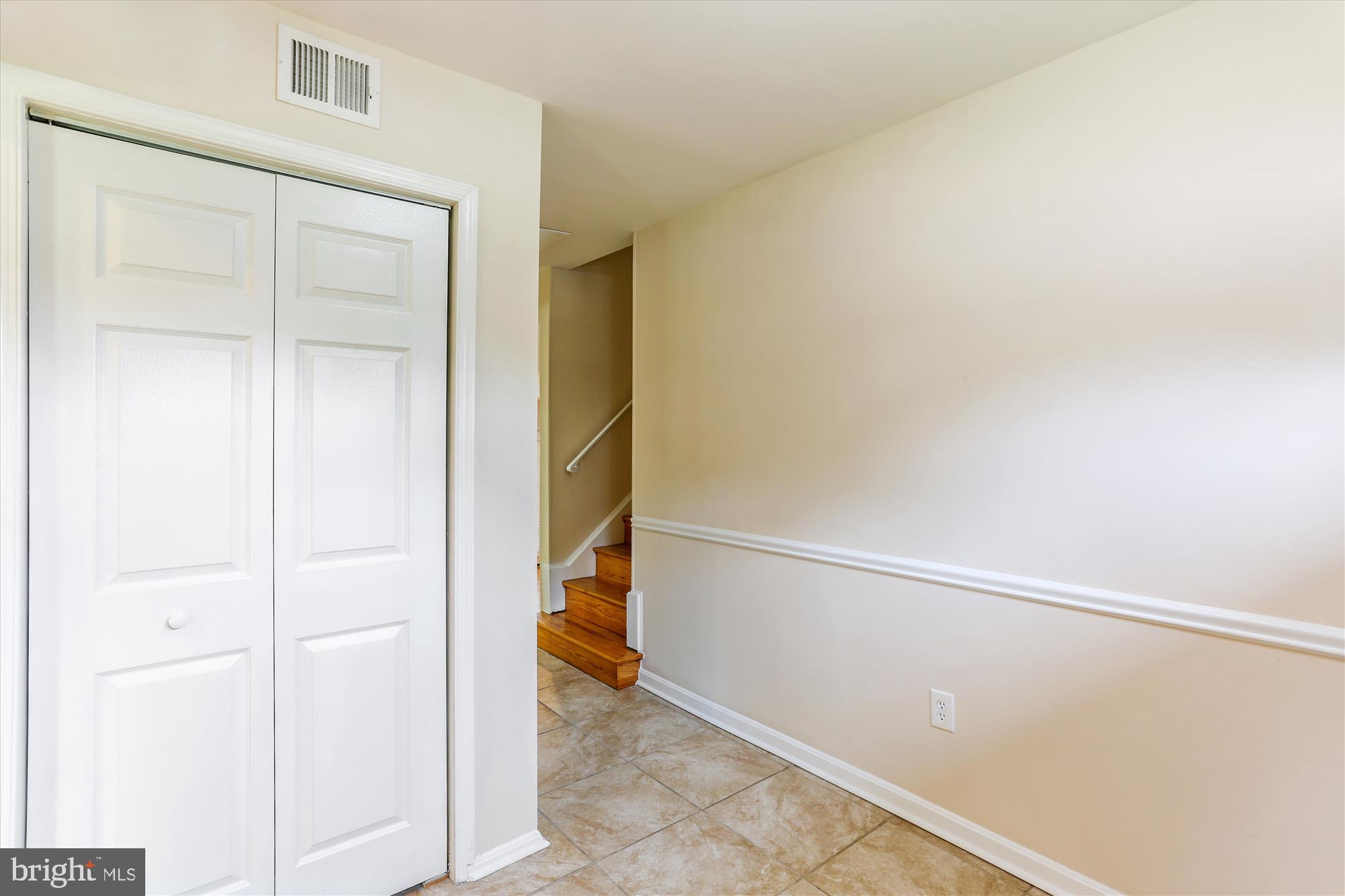 GRAYS ESTATES - Residential