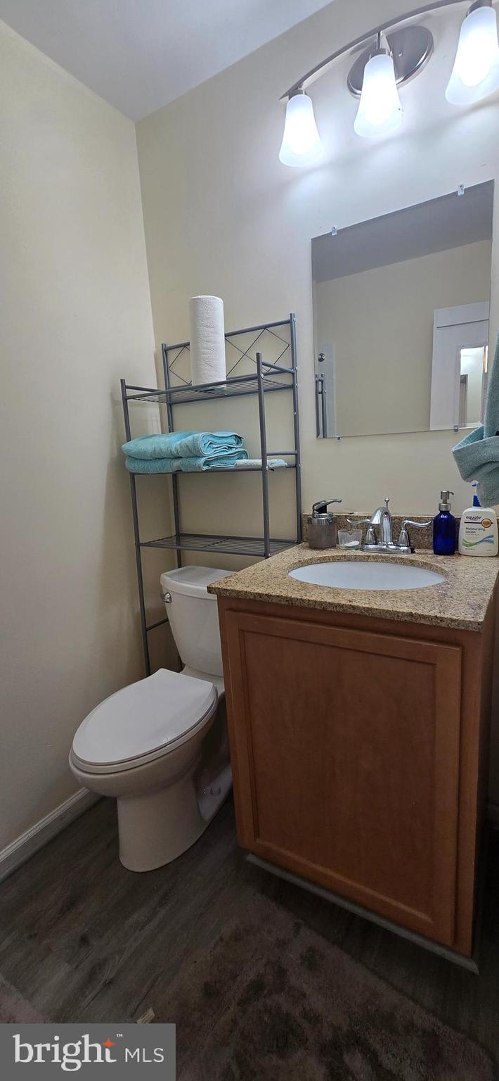 GREENWICH - Residential Lease