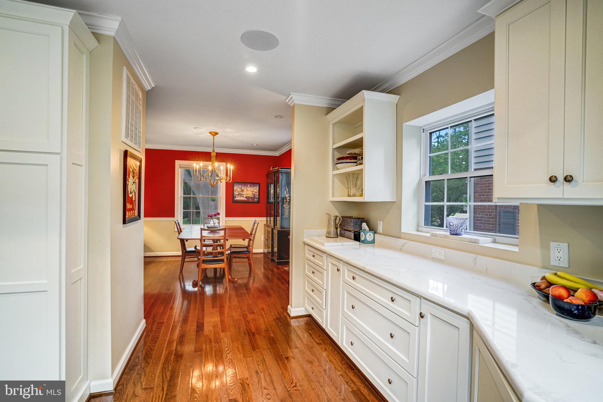 LYON VILLAGE - Residential Lease