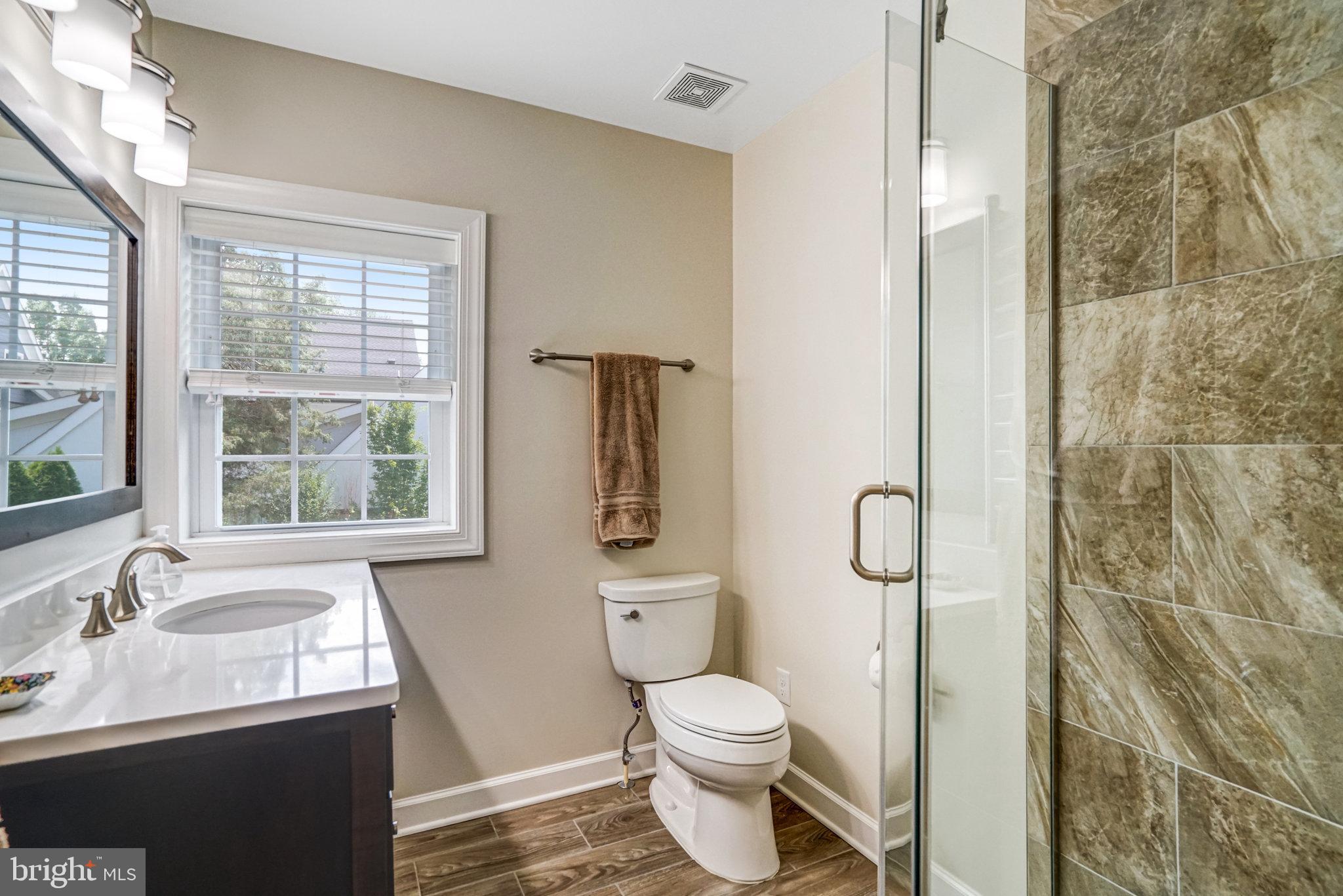 LYON VILLAGE - Residential Lease