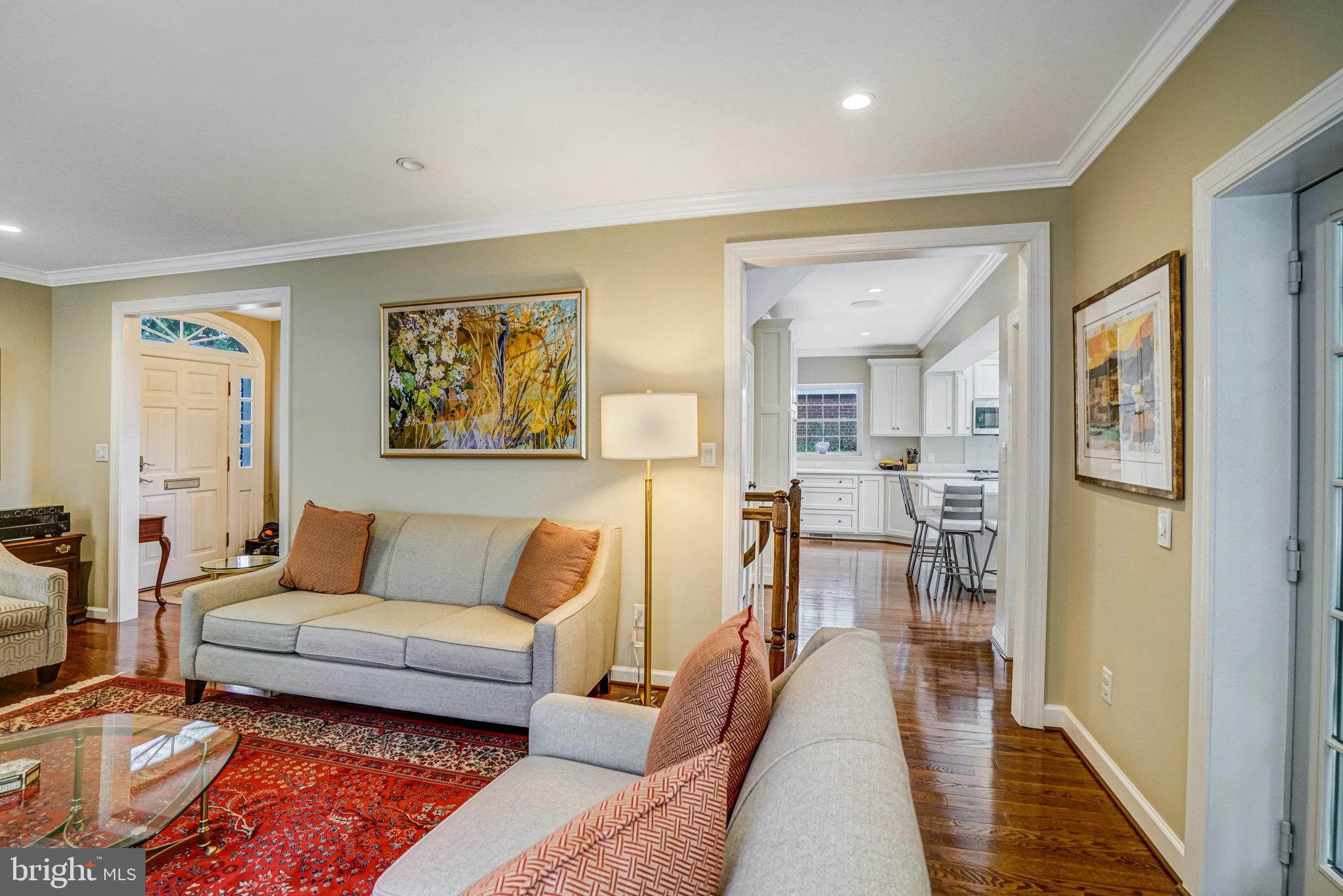 LYON VILLAGE - Residential Lease