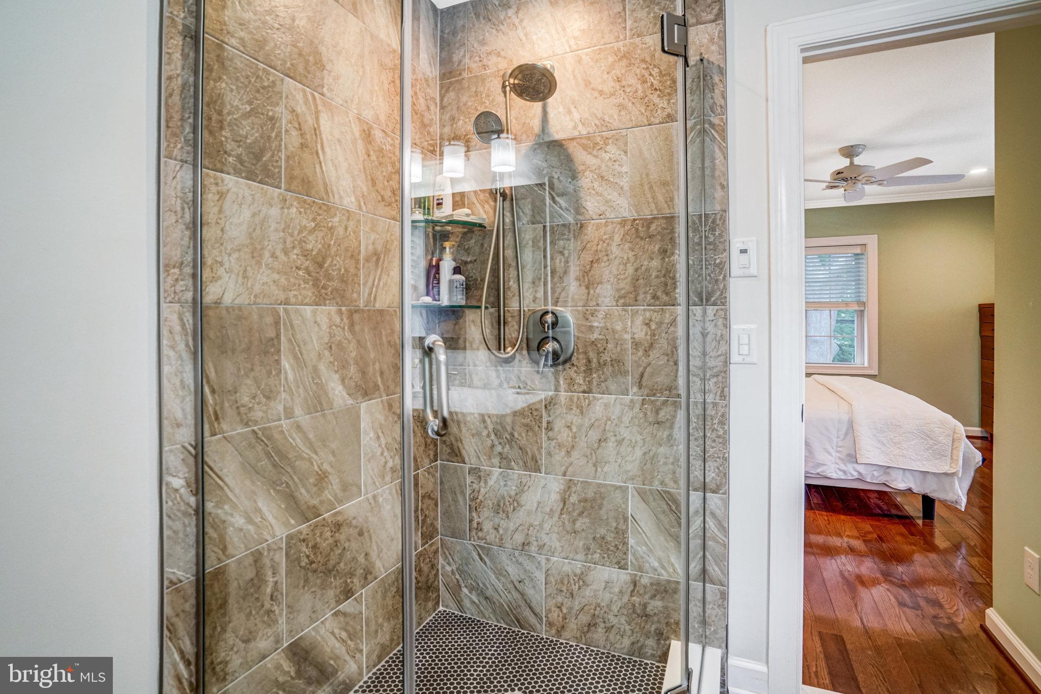 LYON VILLAGE - Residential Lease