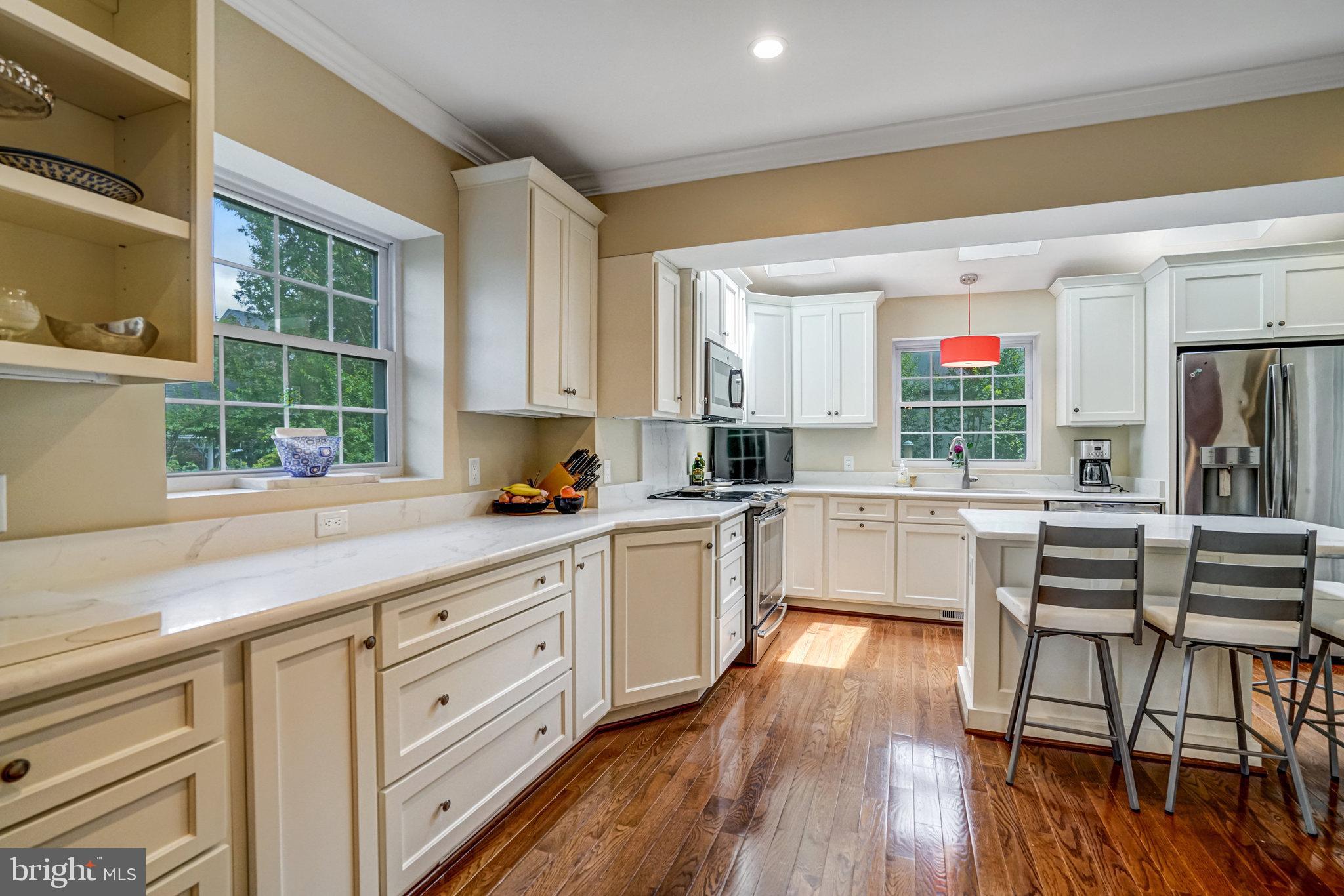 LYON VILLAGE - Residential Lease