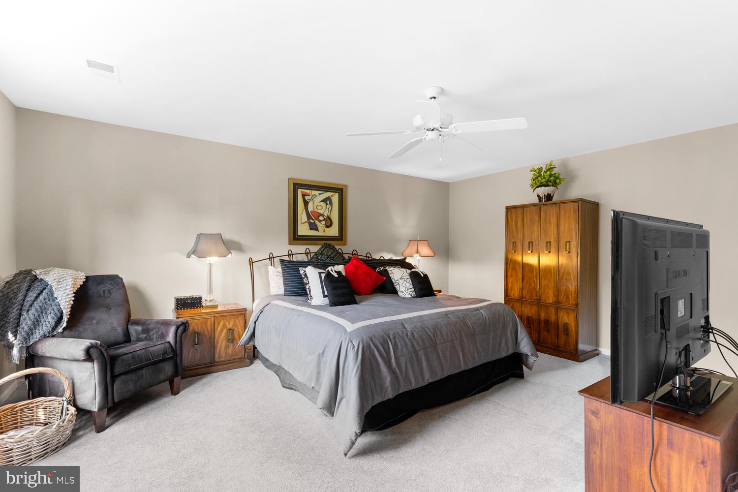 ELLENWOOD - Residential