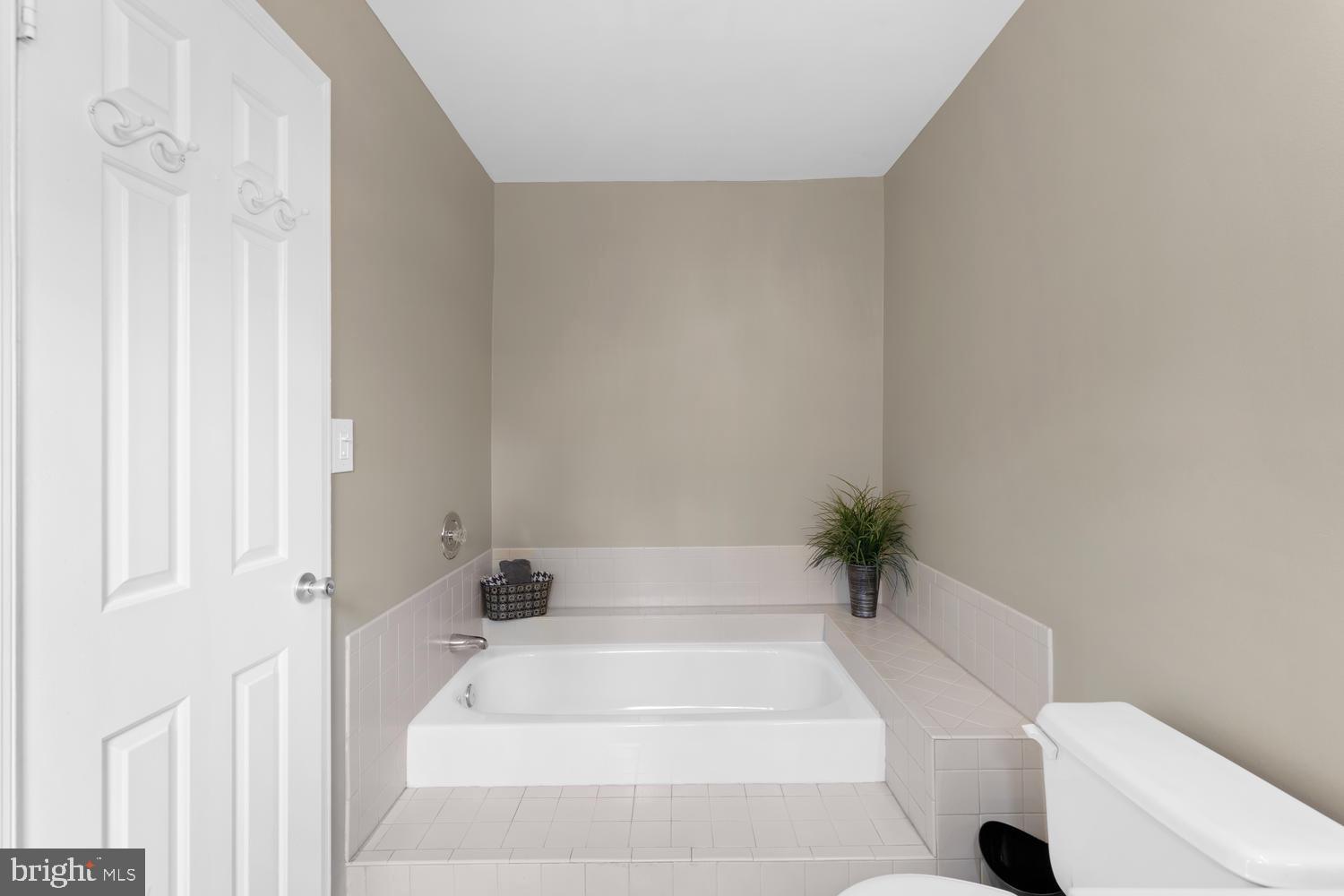 ELLENWOOD - Residential