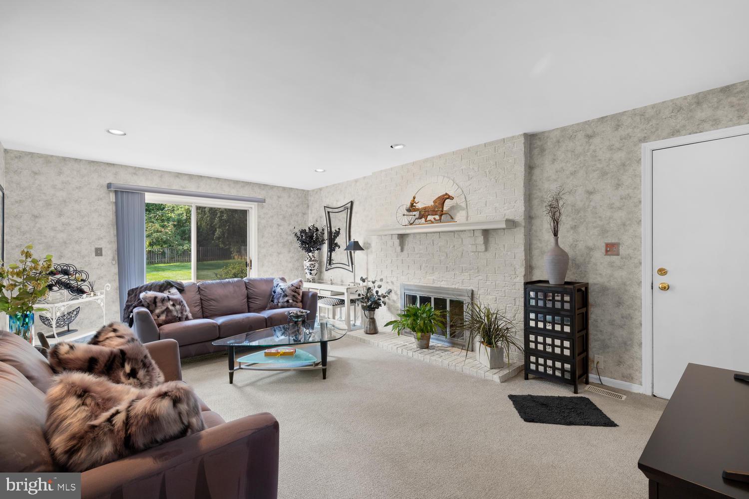 ELLENWOOD - Residential