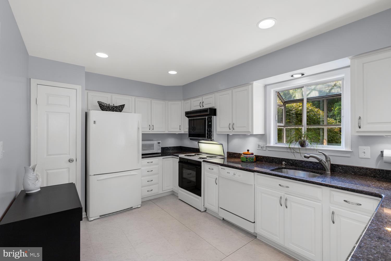 ELLENWOOD - Residential