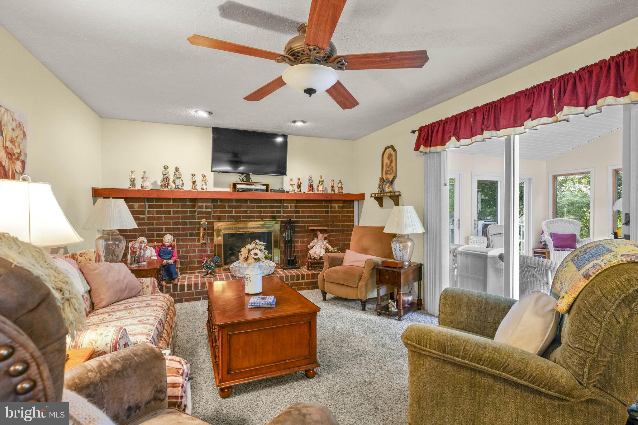 IDLEWILDE ACRES - Residential