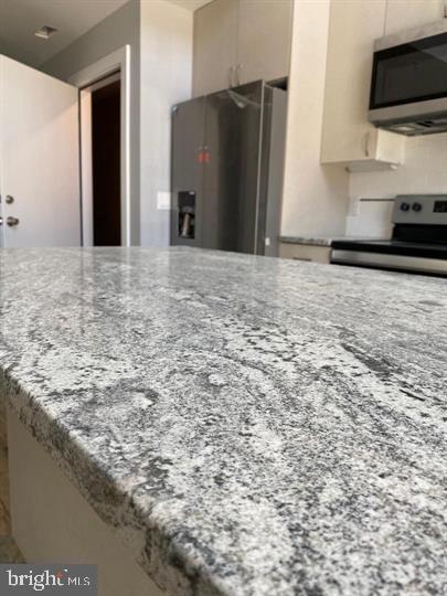 FRANCISVILLE - Residential Lease