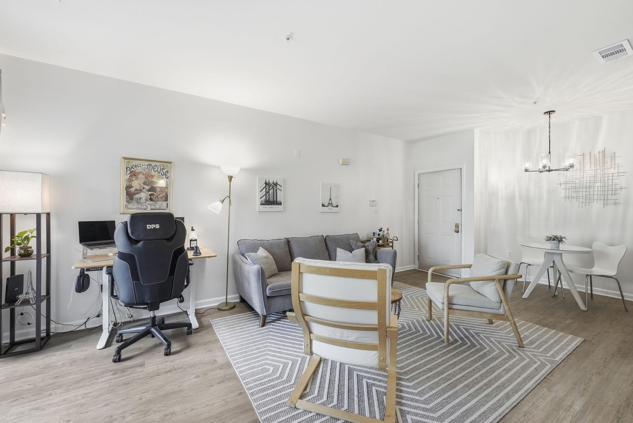 WORLDGATE CONDO - Residential