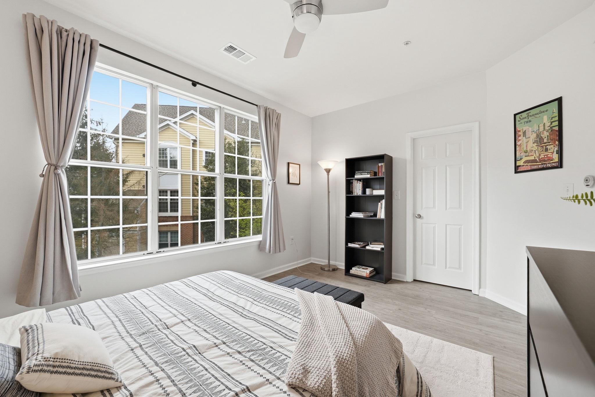 WORLDGATE CONDO - Residential