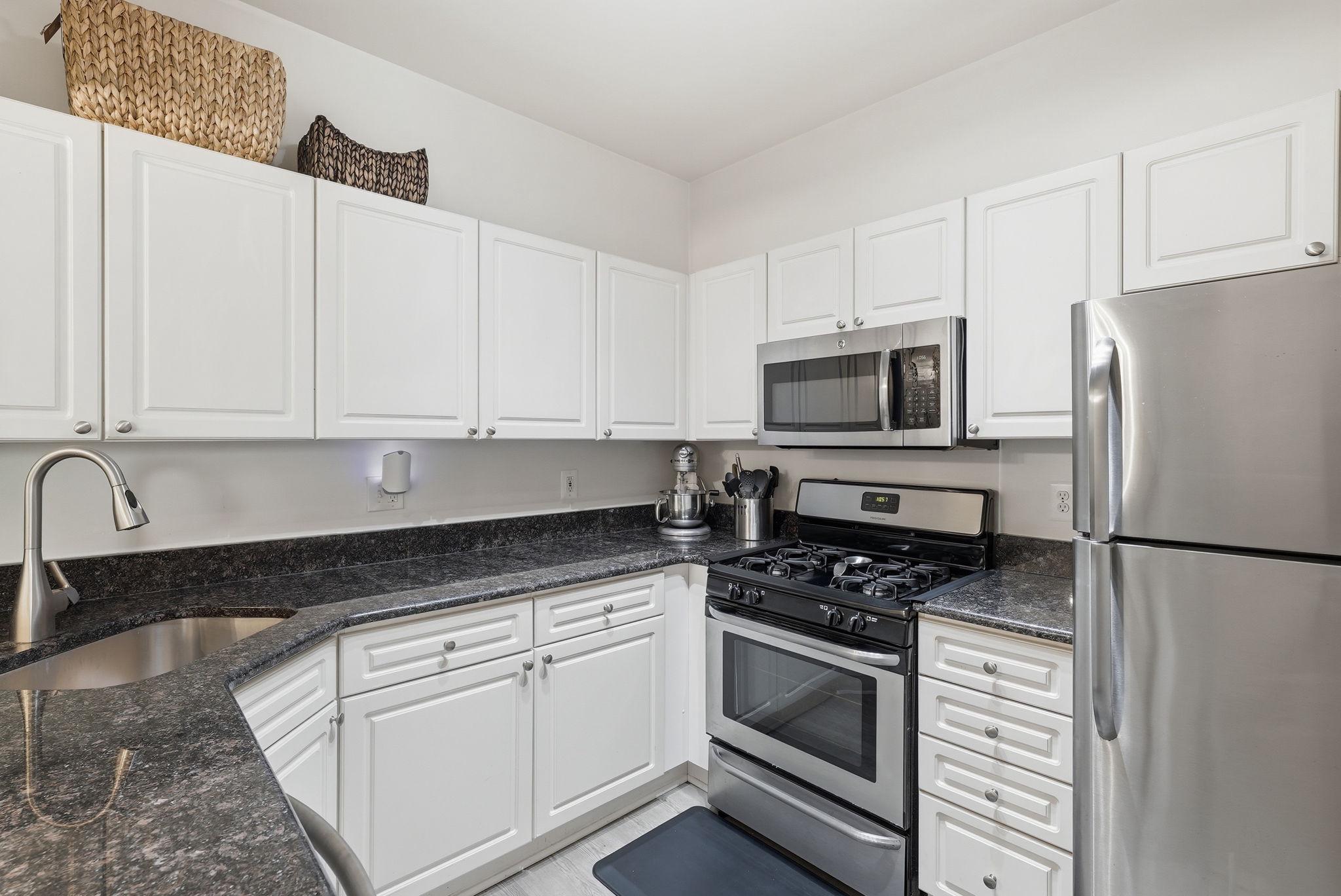 WORLDGATE CONDO - Residential