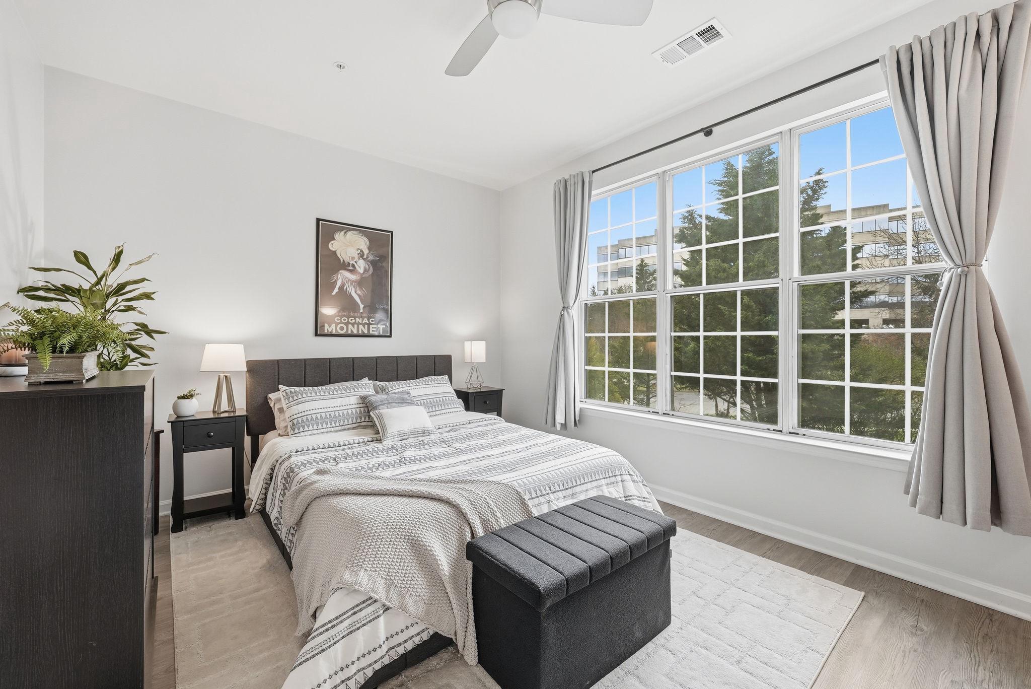 WORLDGATE CONDO - Residential