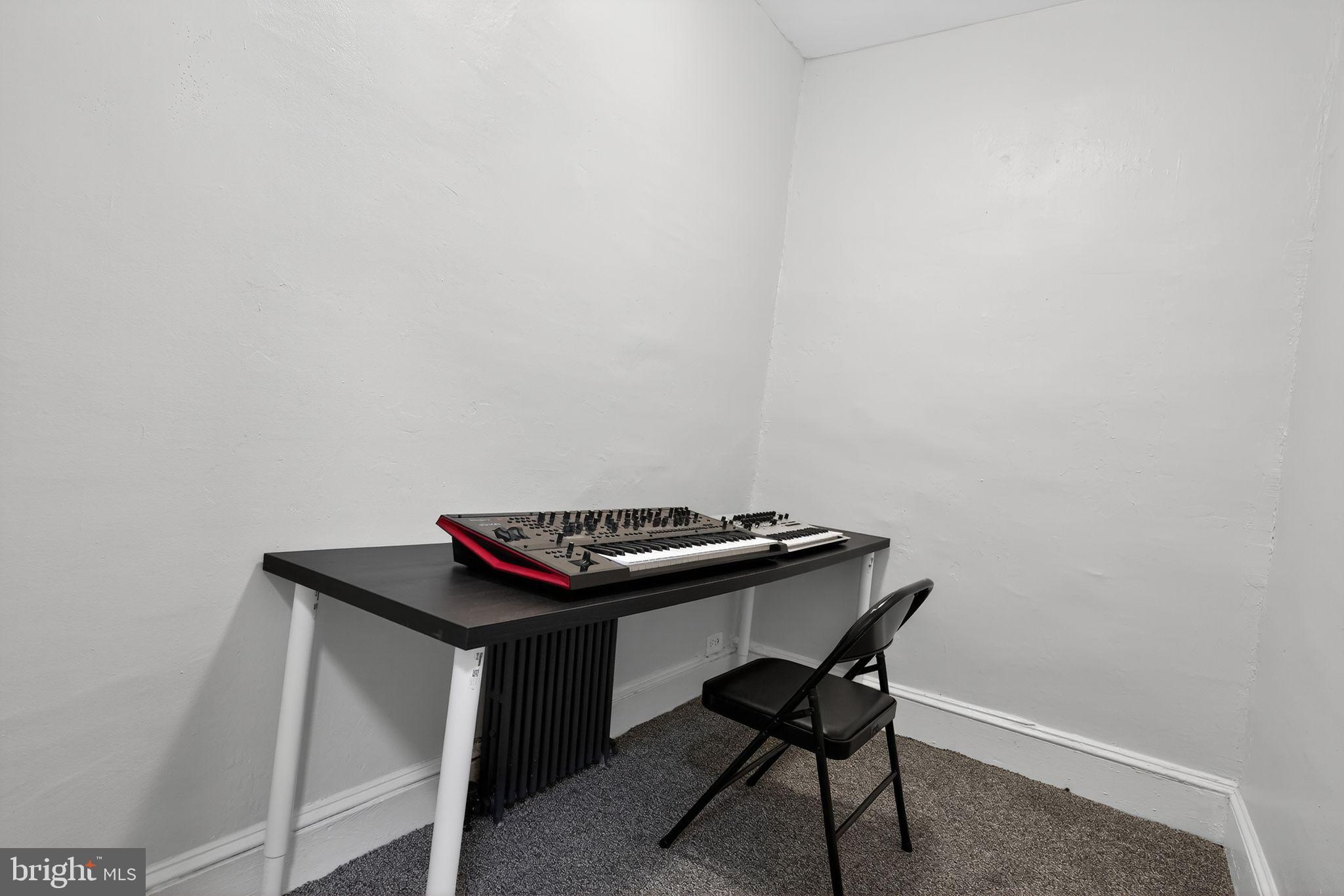 GERMANTOWN (EAST) - Residential