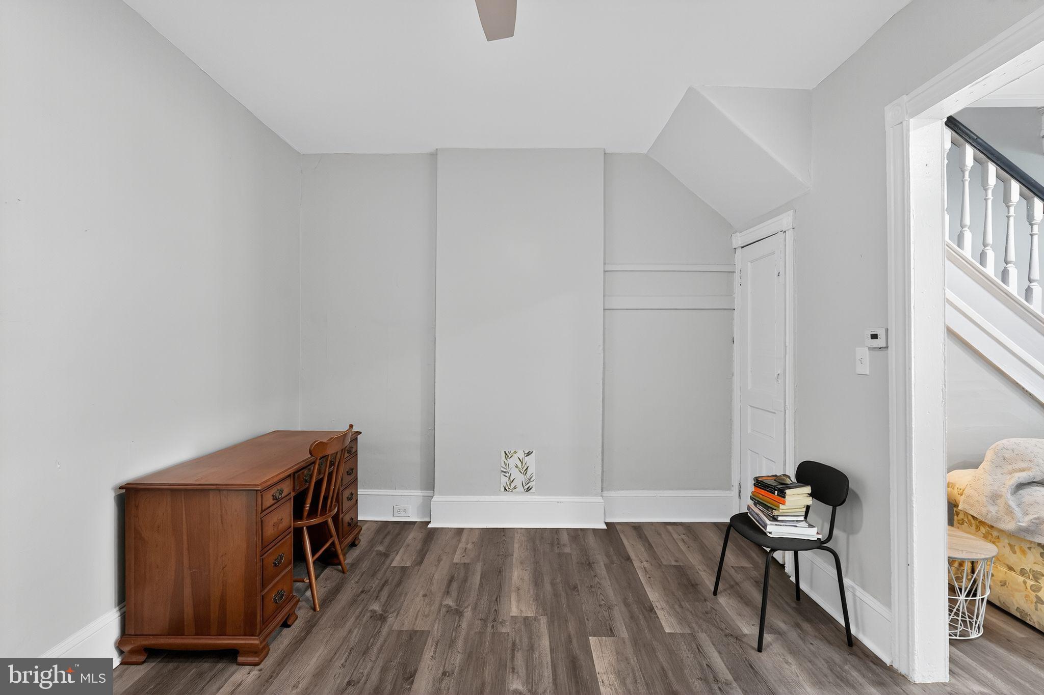 GERMANTOWN (EAST) - Residential