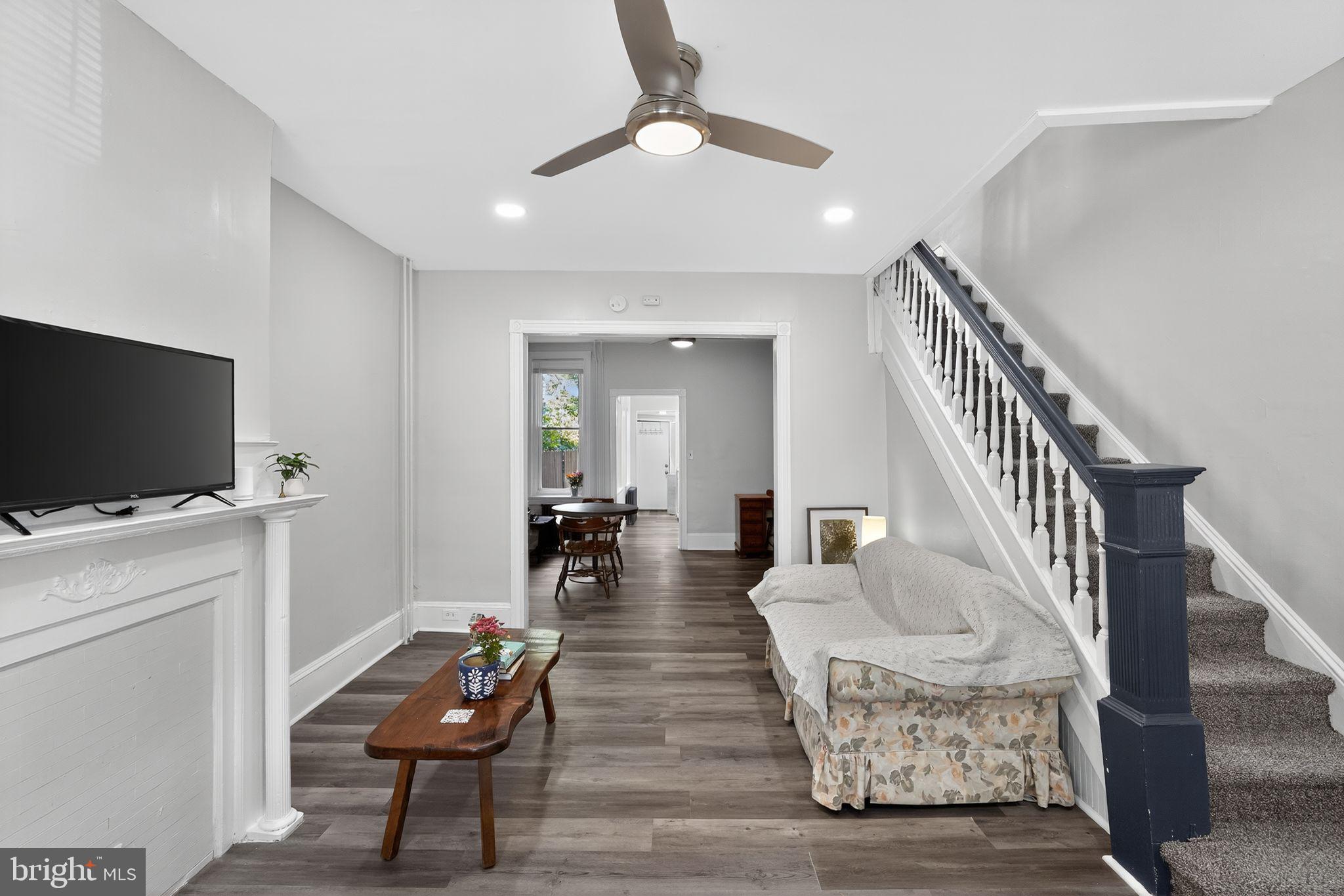 GERMANTOWN (EAST) - Residential