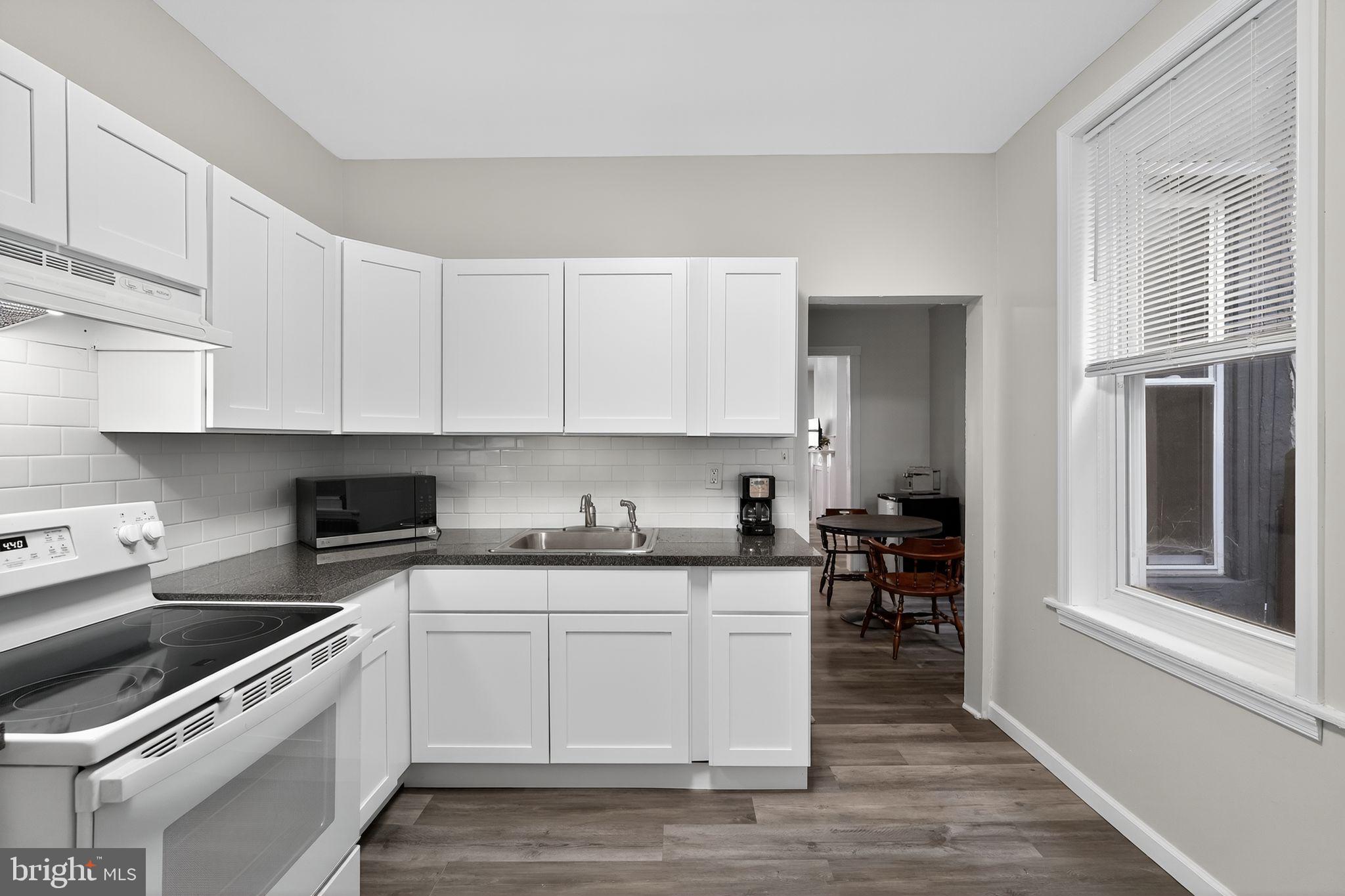 GERMANTOWN (EAST) - Residential