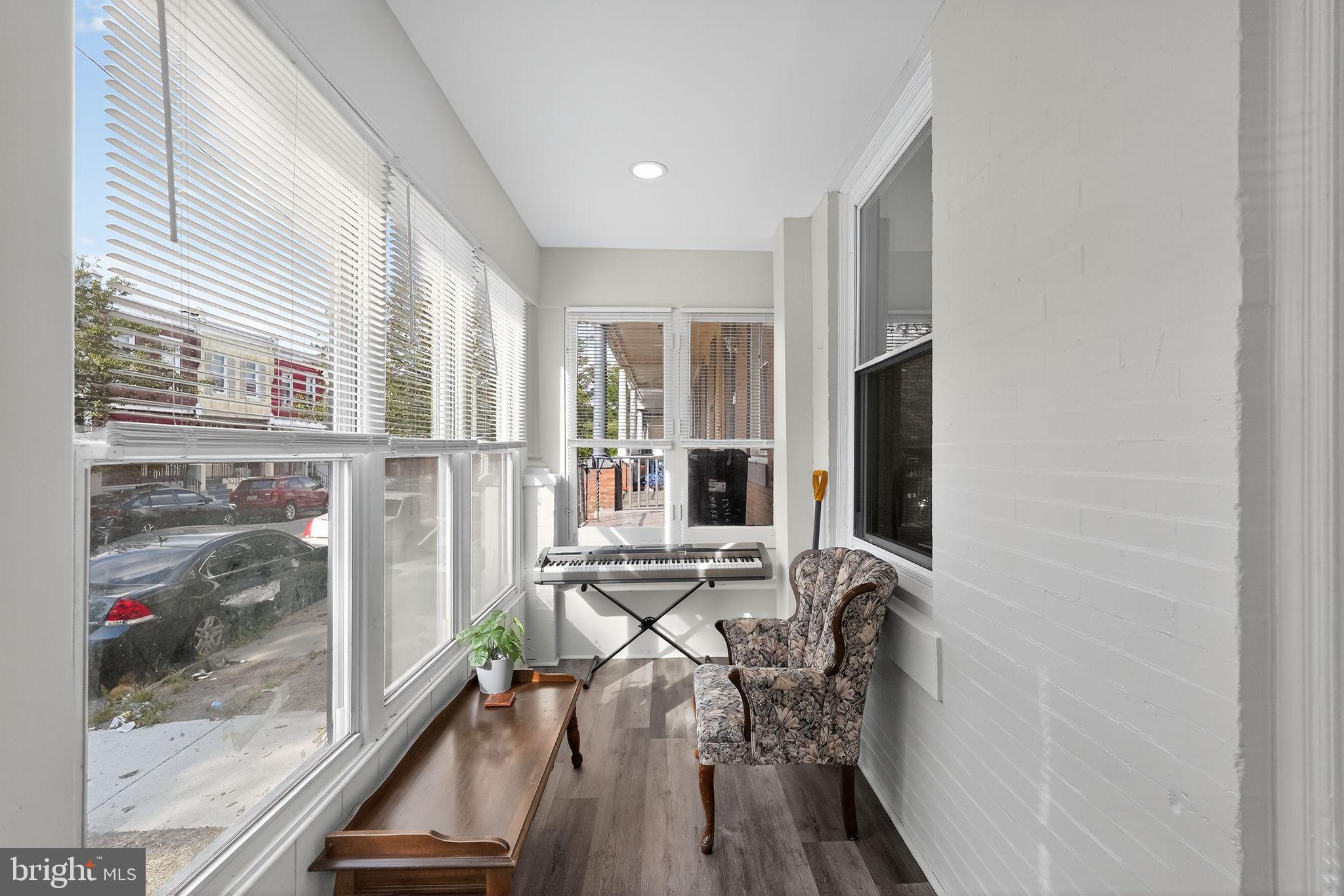 GERMANTOWN (EAST) - Residential