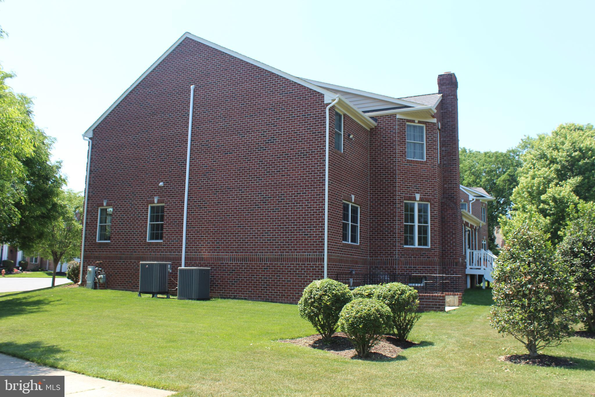 310 LYON COURT