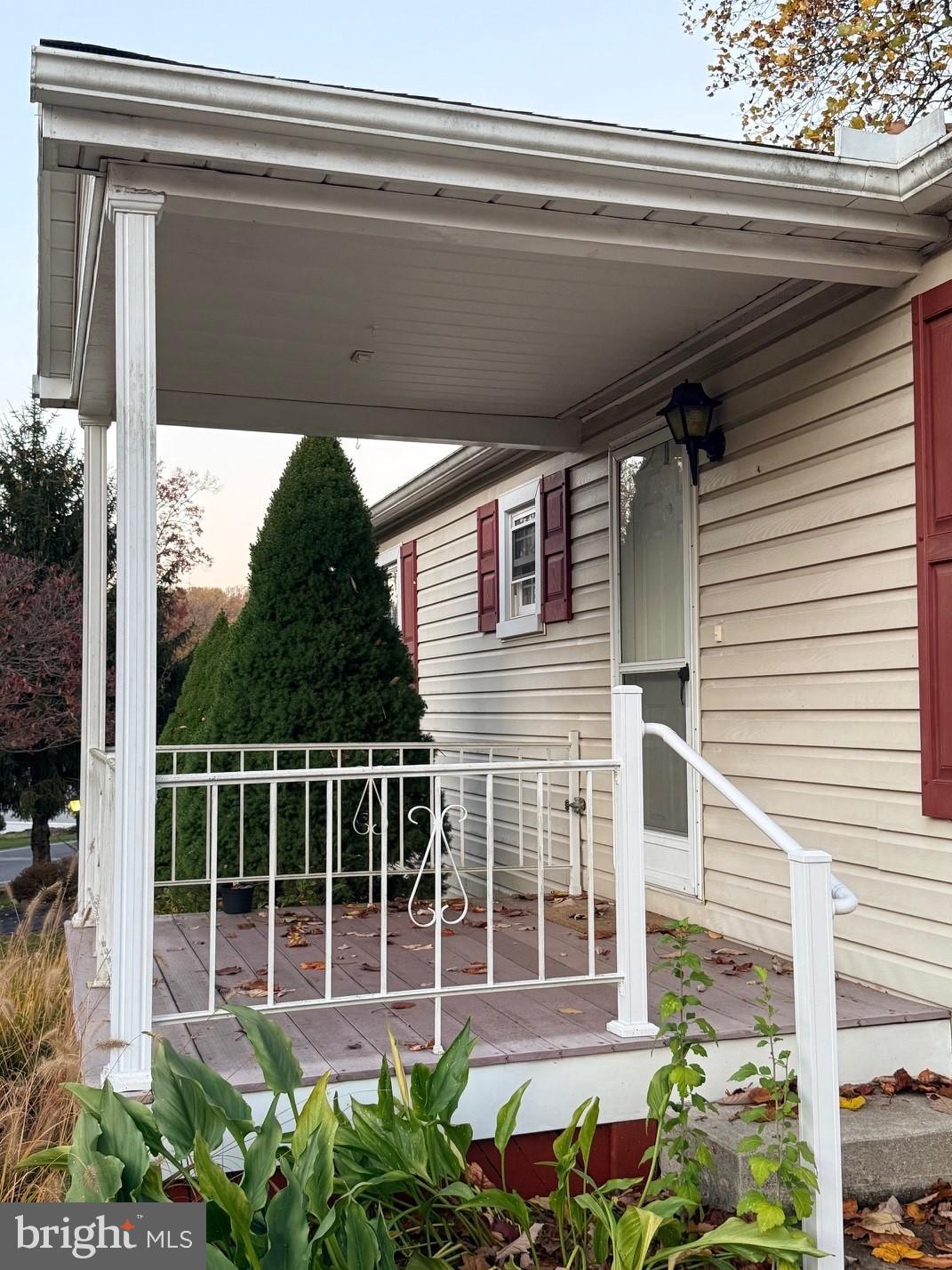 303 MAPLE AVE TP-0211