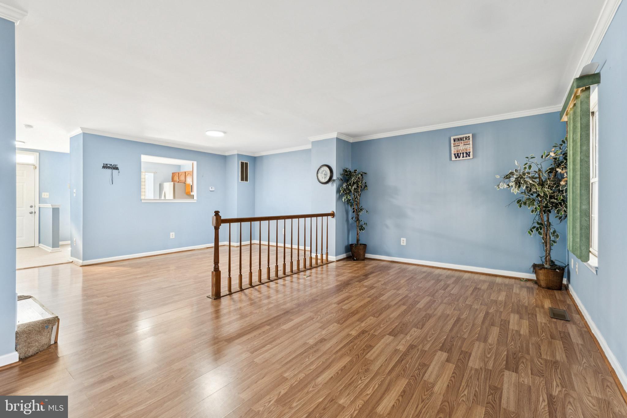 RIVER OAKS - Residential Lease