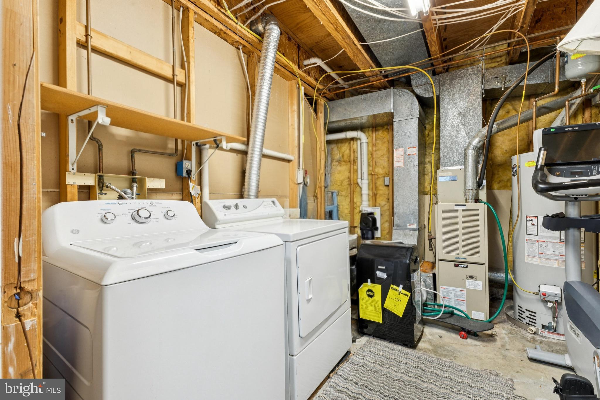 RIVER OAKS - Residential Lease