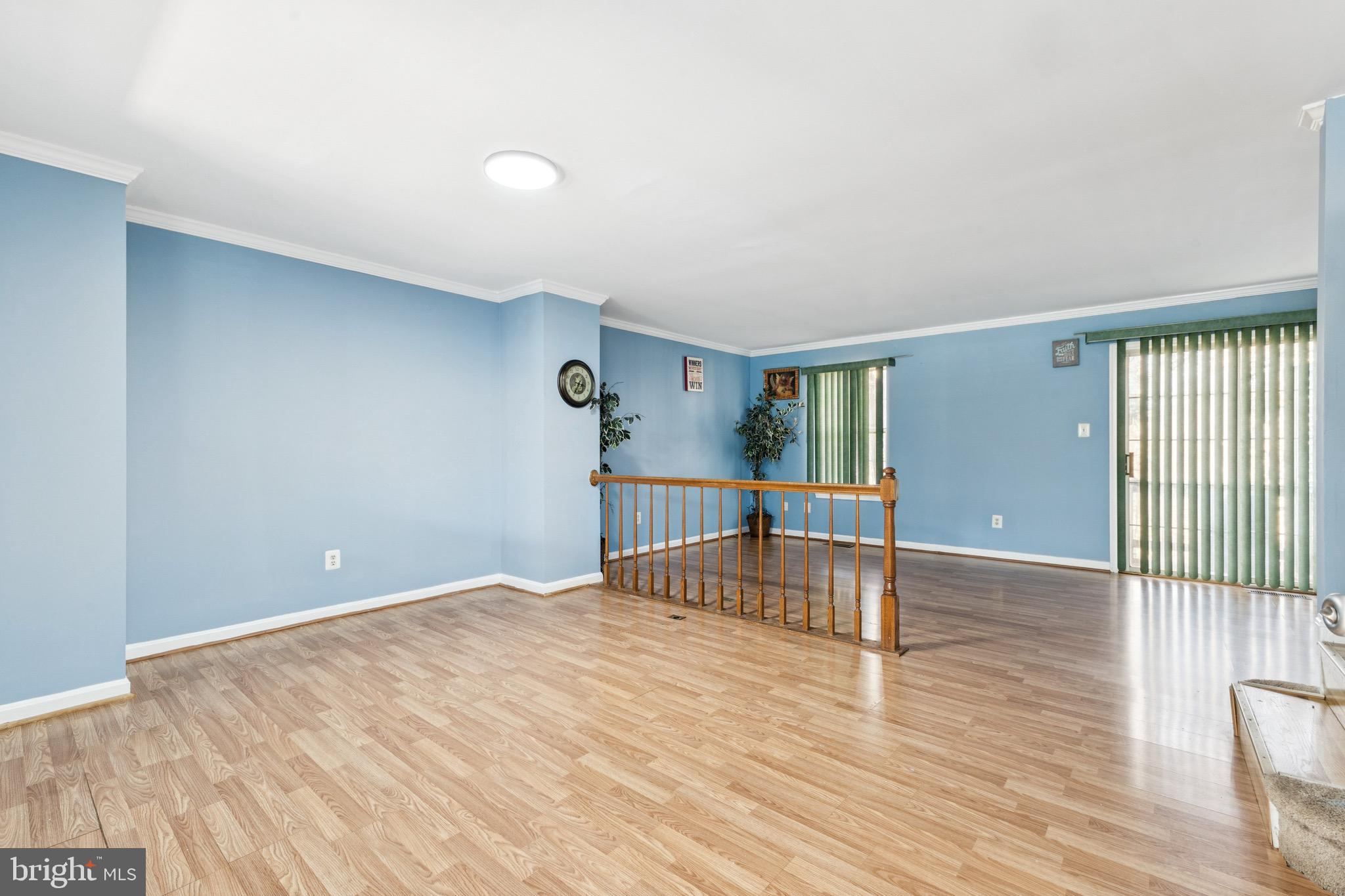 RIVER OAKS - Residential Lease