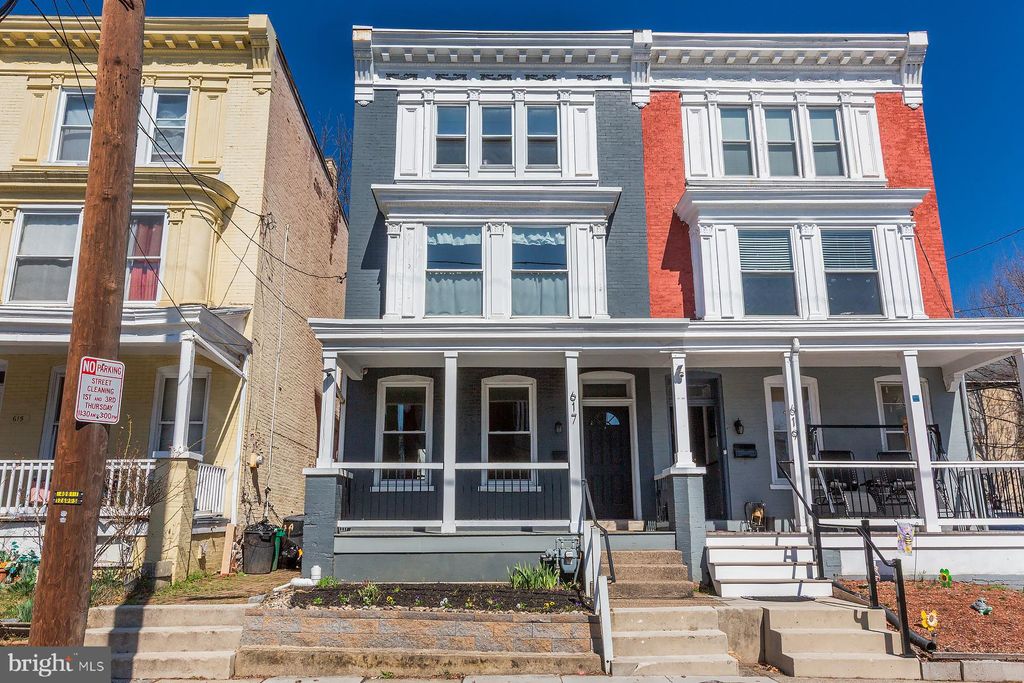 Photo of 617 E End Avenue, LANCASTER, PA 17602 (MLS # PALA2087702)