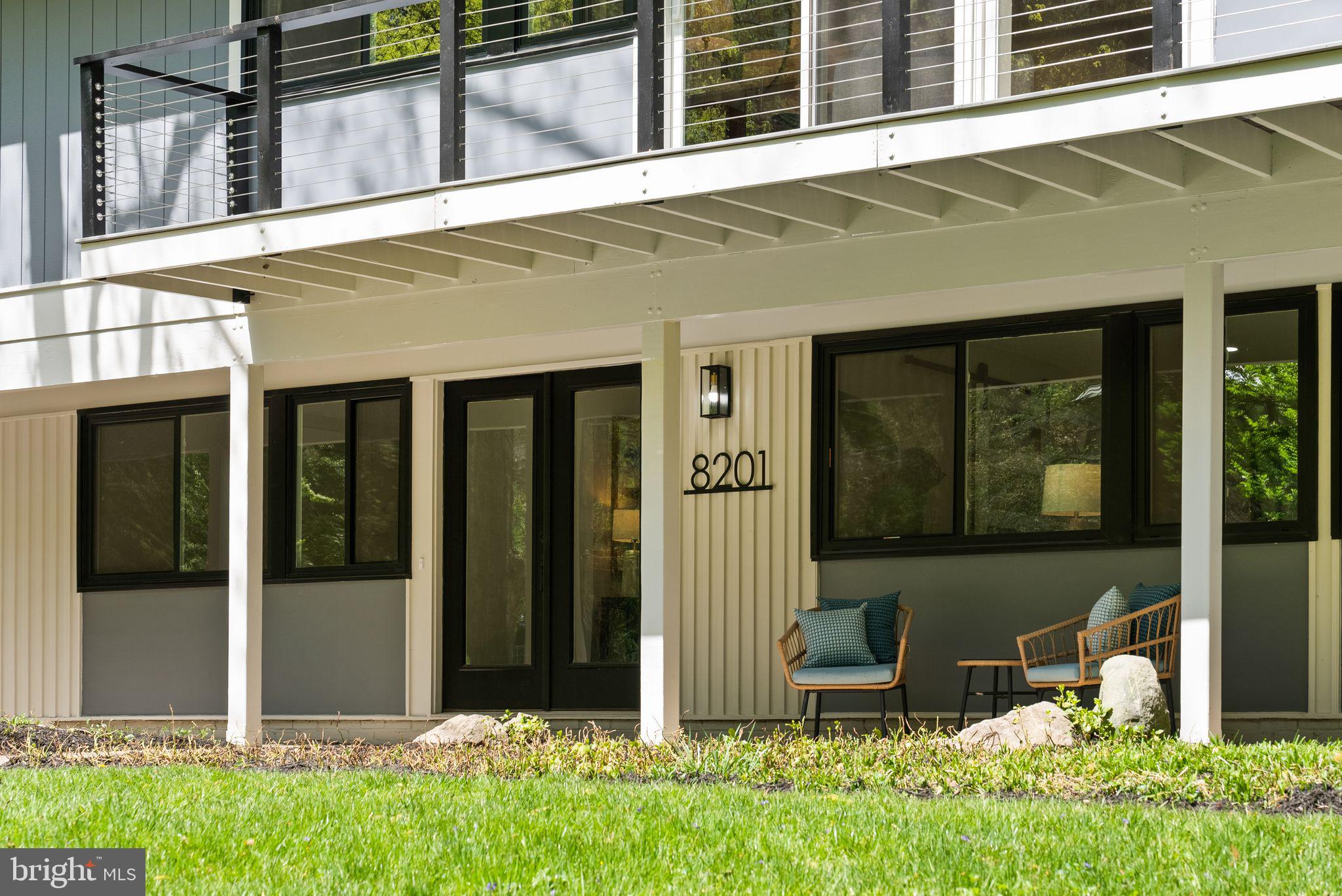 CARDEROCK SPRINGS - Residential