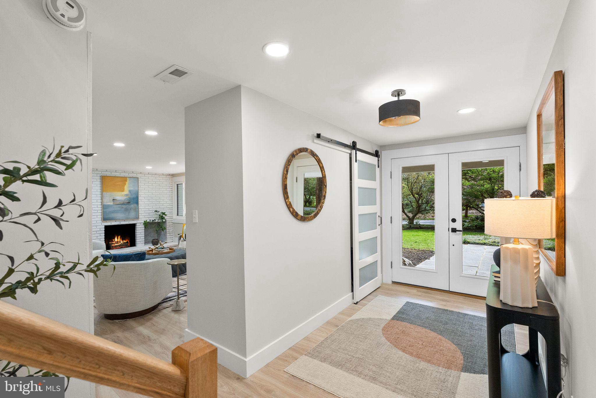 CARDEROCK SPRINGS - Residential