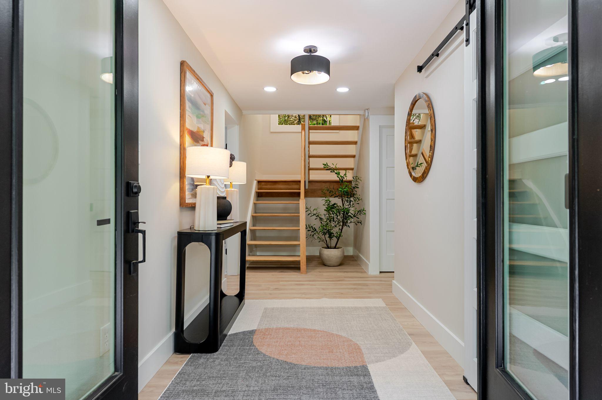 CARDEROCK SPRINGS - Residential