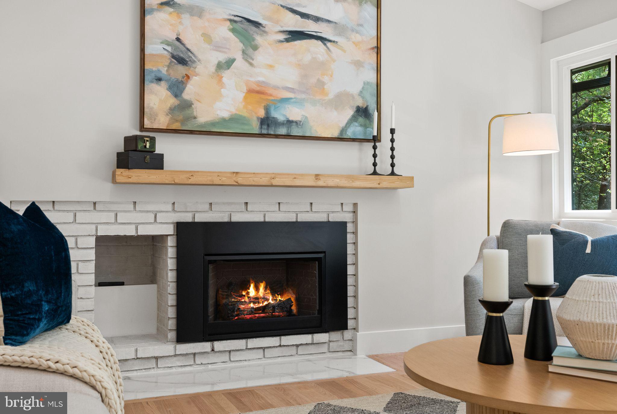 CARDEROCK SPRINGS - Residential