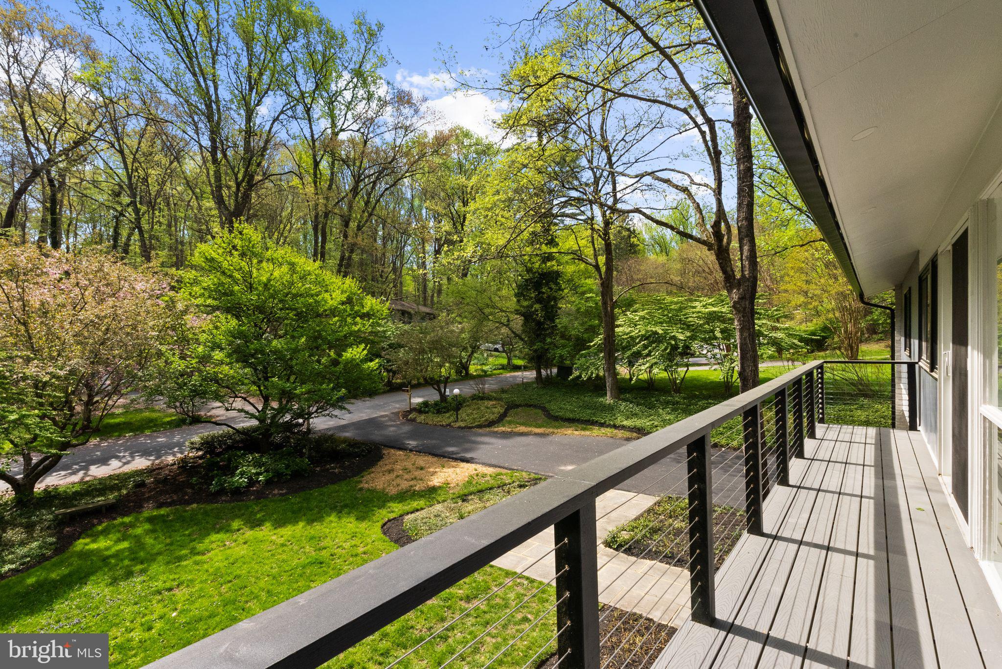 CARDEROCK SPRINGS - Residential