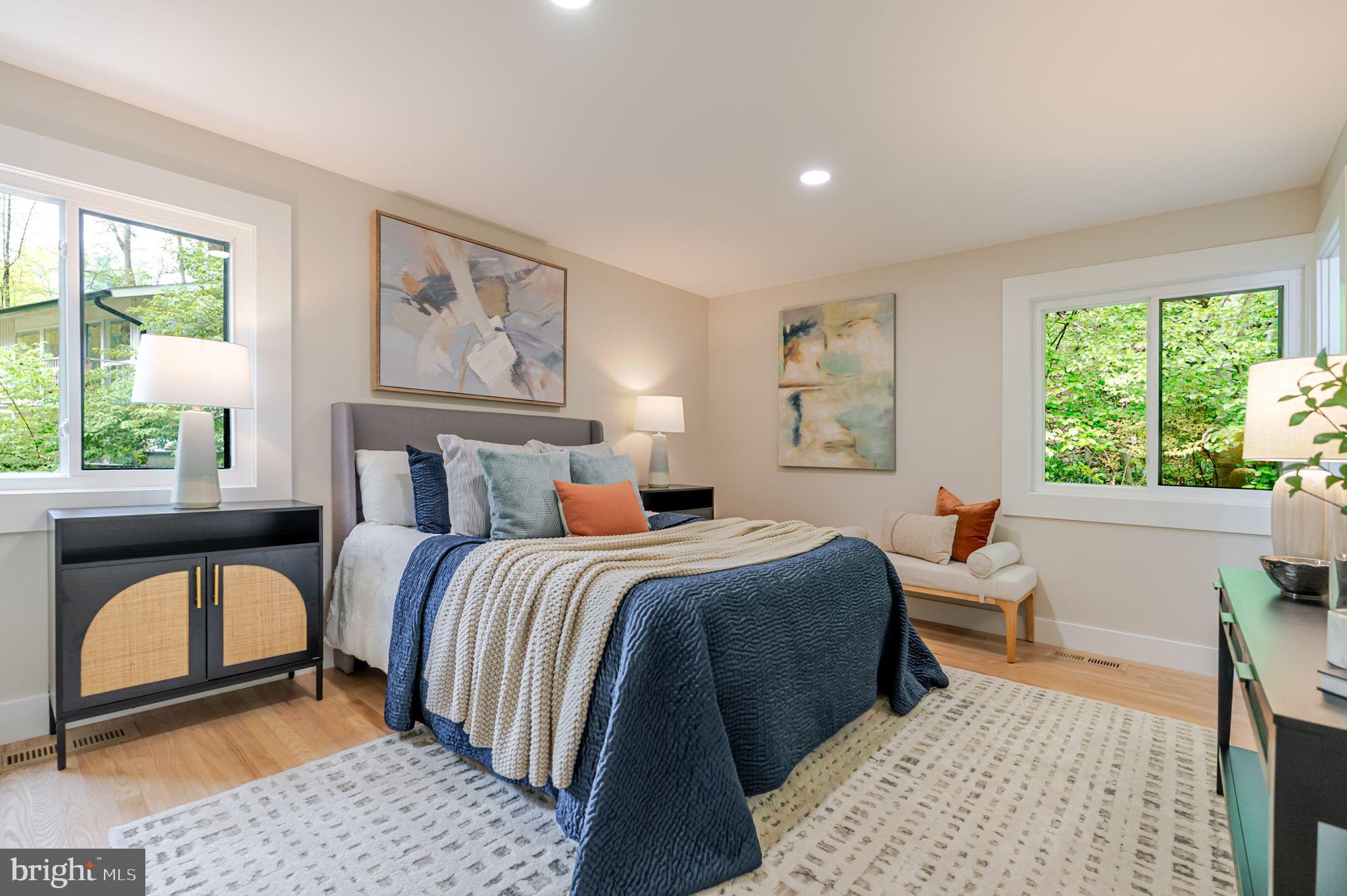 CARDEROCK SPRINGS - Residential