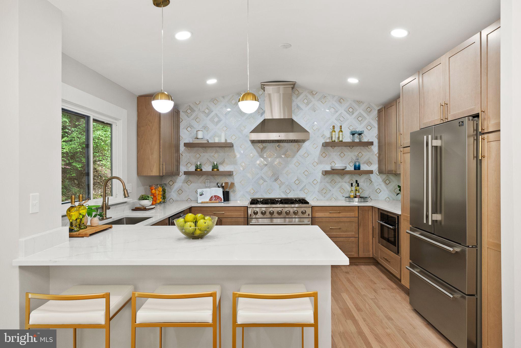 CARDEROCK SPRINGS - Residential