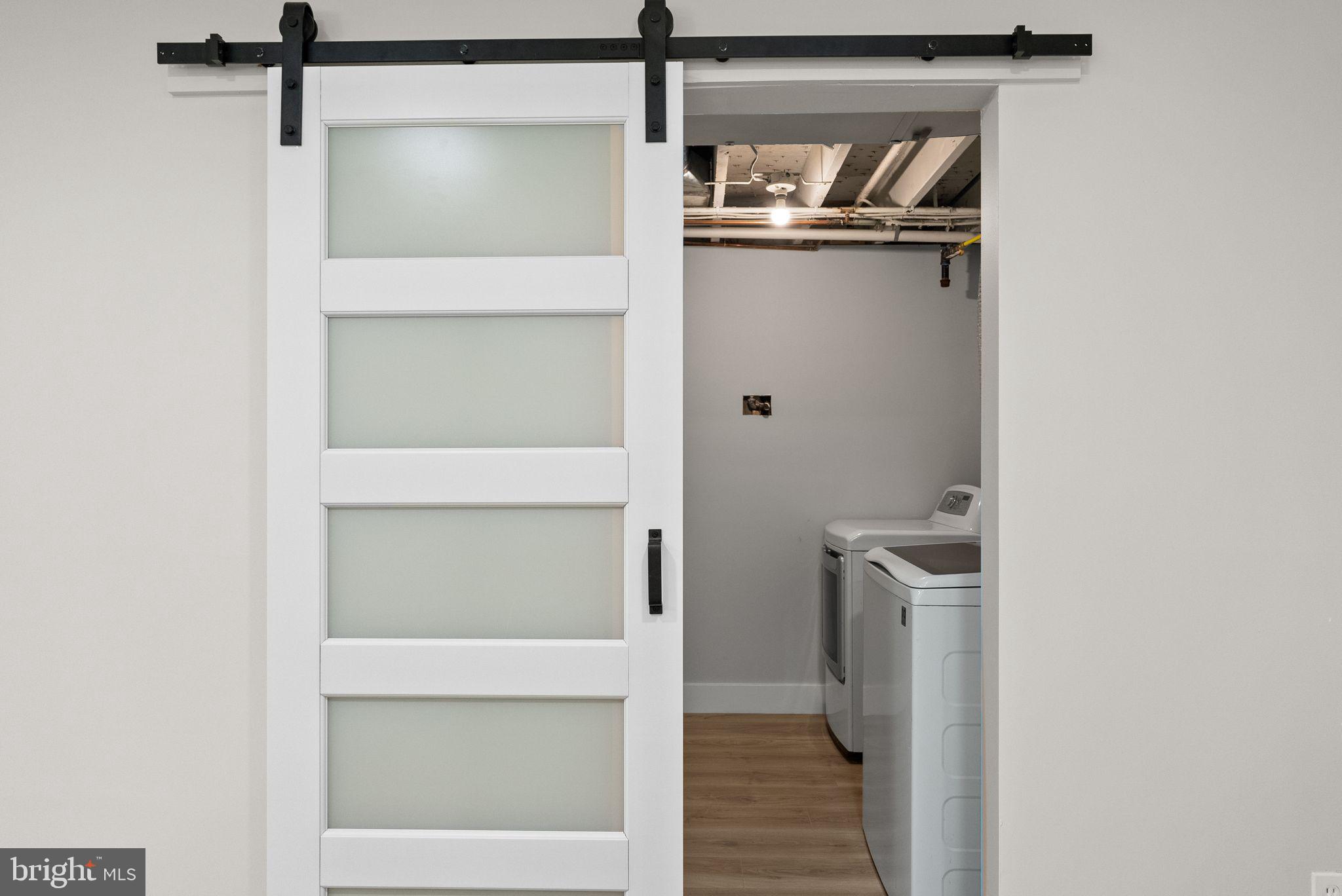 CARDEROCK SPRINGS - Residential